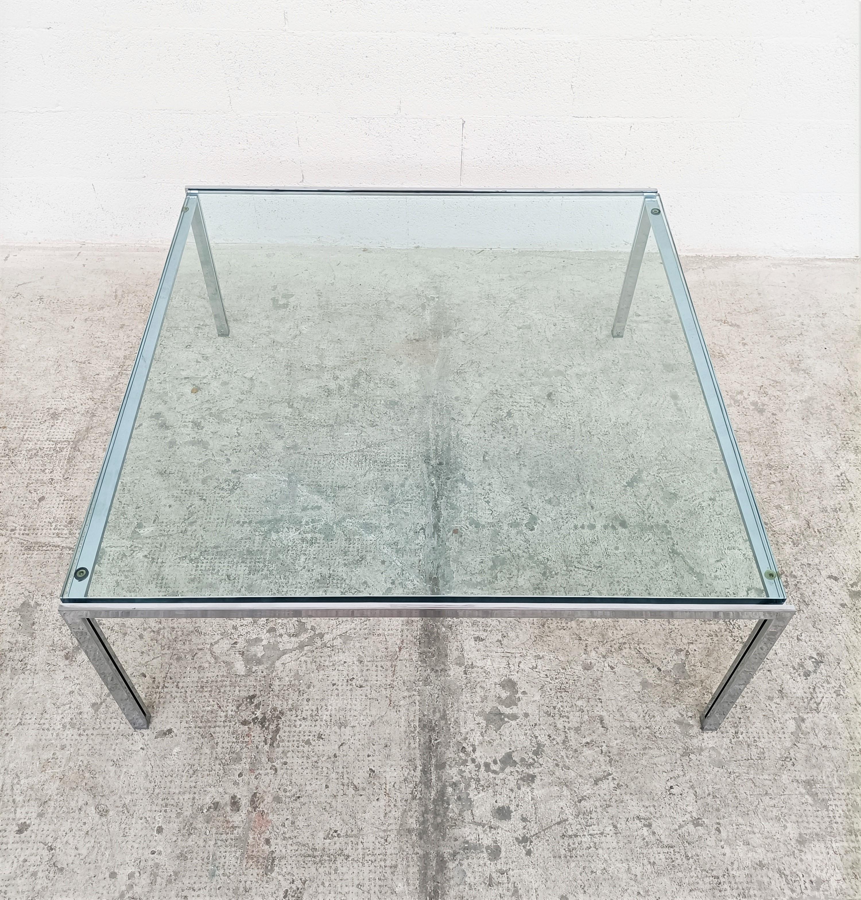 Steel Chromed and Glass Coffee Table Luar by Ross Littell for ICF 70s For Sale 1