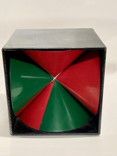 Oggetto Cinetico in acciaio "Tetracono SM" di Bruno Munari for Danese Milano