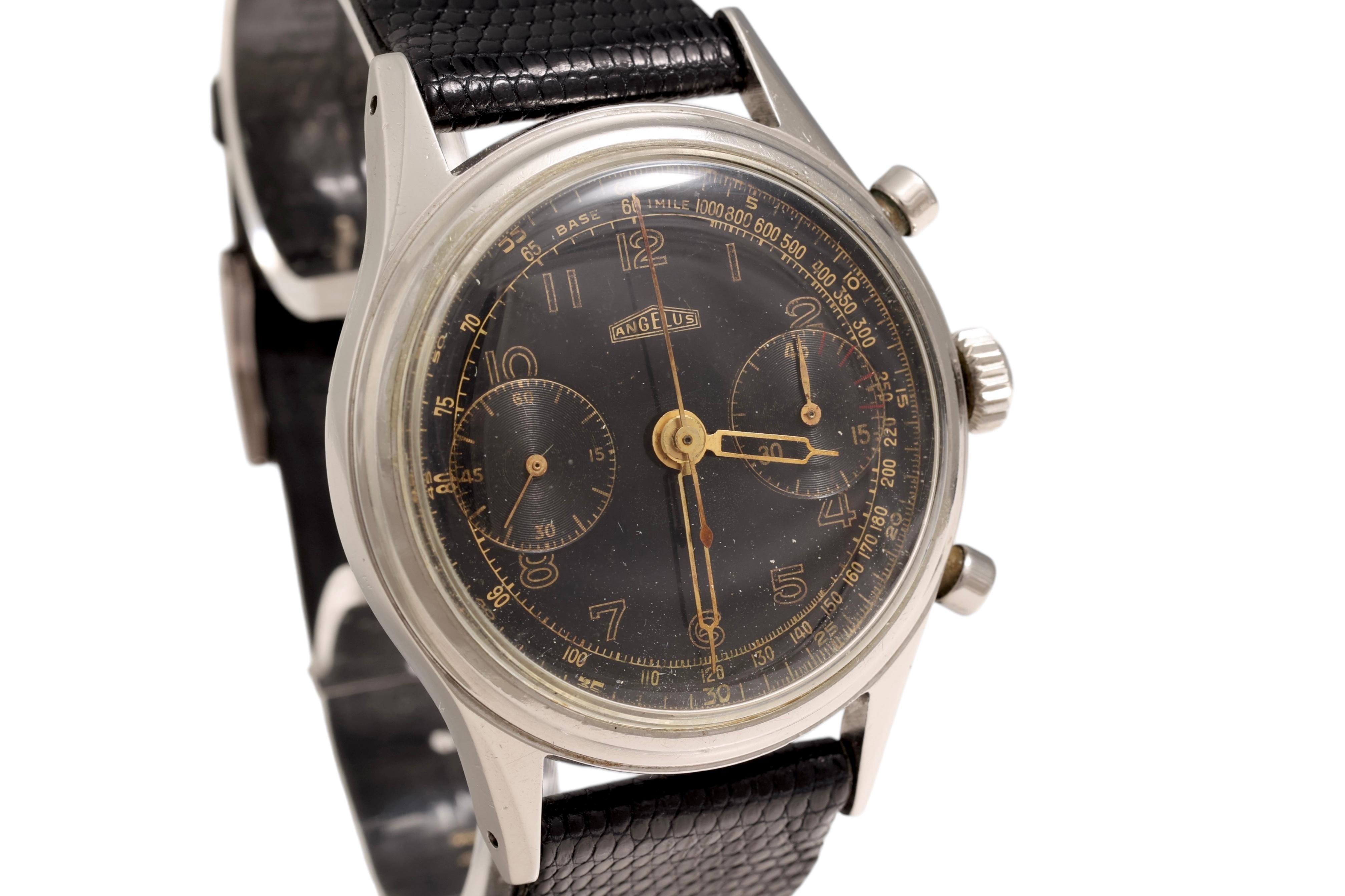 Steel Collectors Angelus Jumbo Chronograph Wrist Watch Gilt Dial In Excellent Condition For Sale In Antwerp, BE