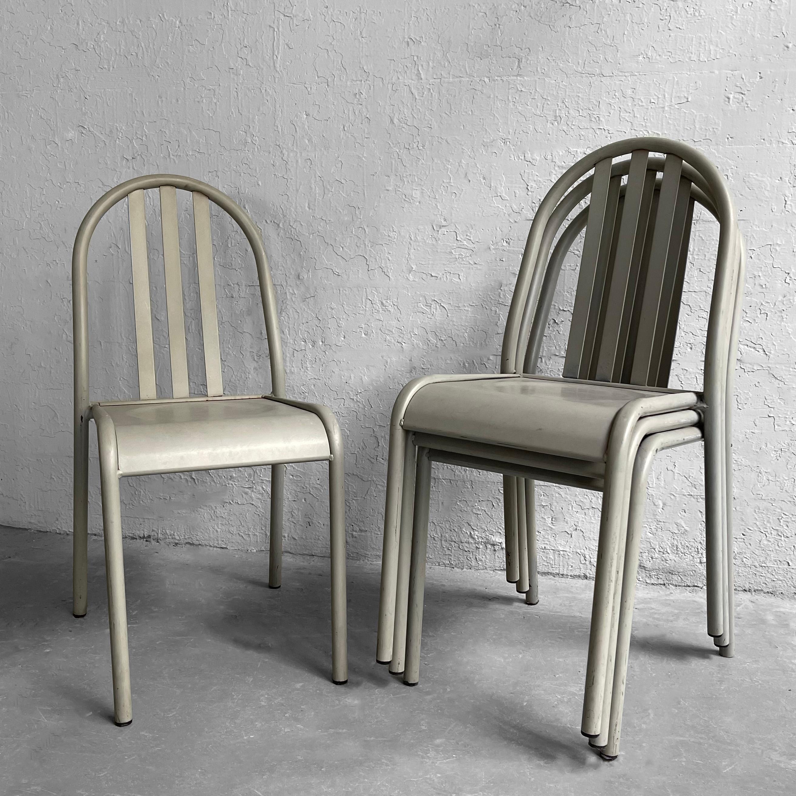 Esszimmerstühle aus Stahl im Stil von Robert Mallet-Stevens (Gemalt) im Angebot