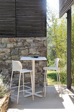 Steel EMU Darwin 2 Seats Collapsible High Table