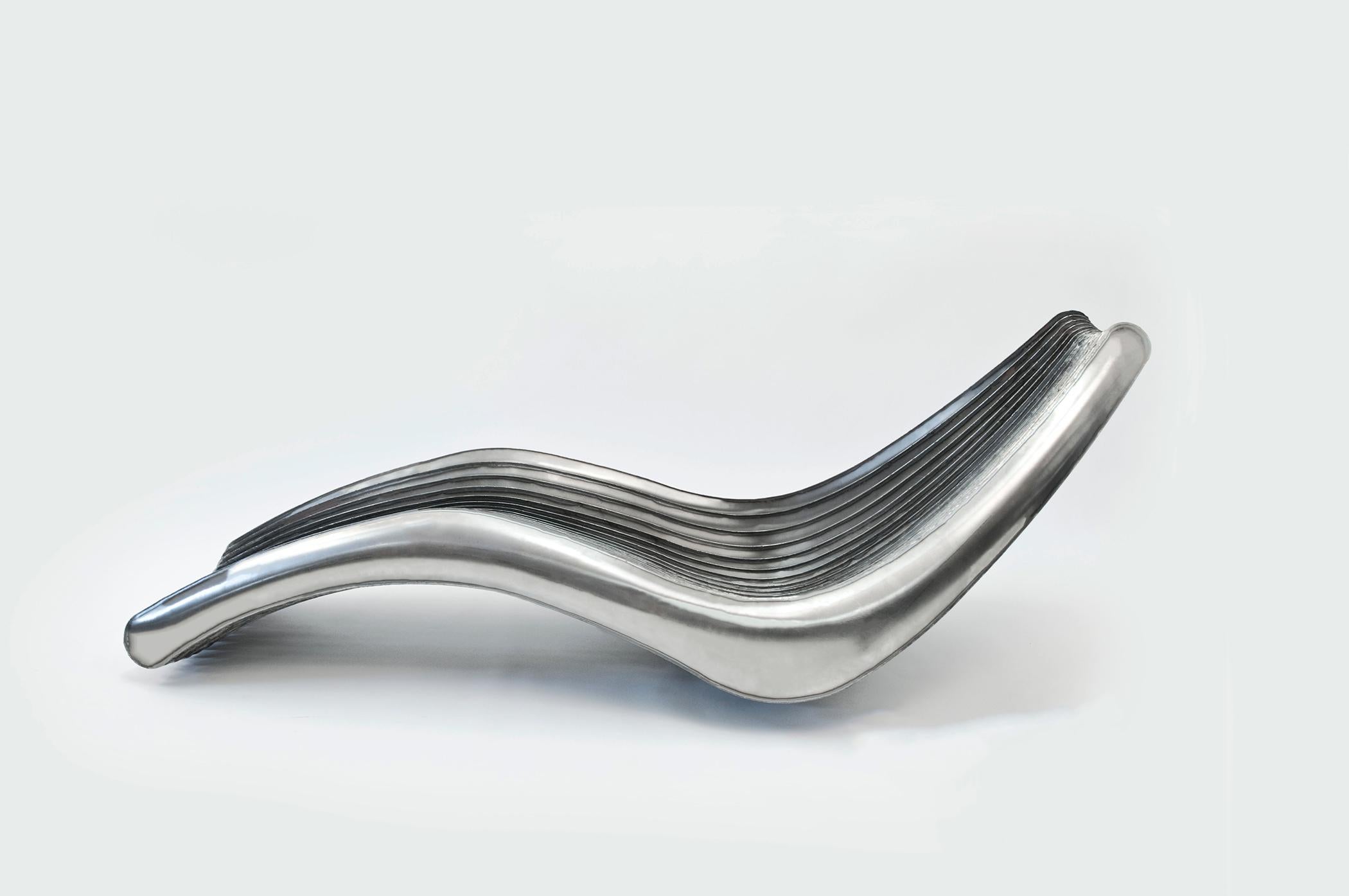 Steel in Rotation Chaise Lounge by Zieta, Graphite Grey, Carbon Steel In New Condition For Sale In Paris, FR