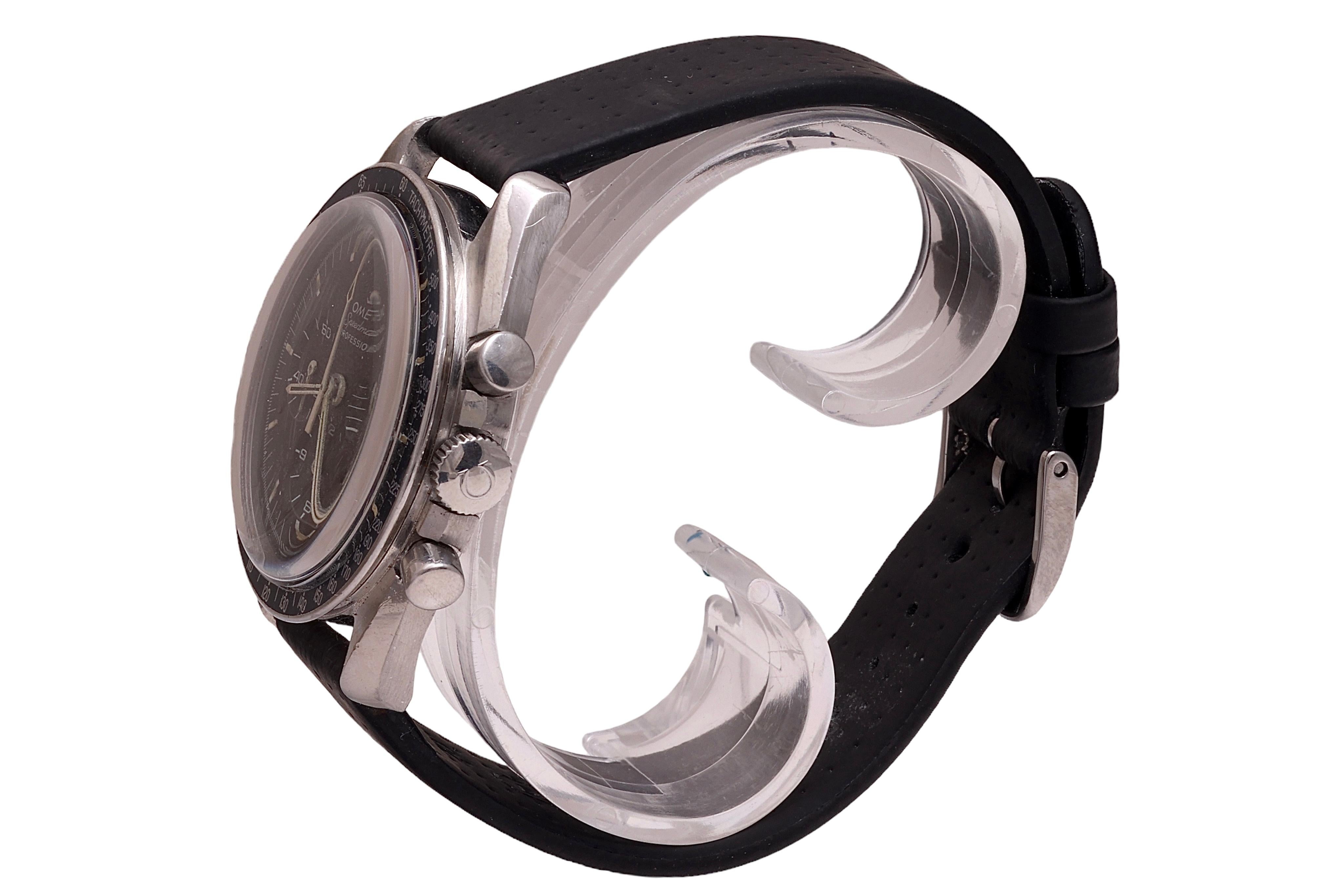 Omega Speedmaster, montre-bracelet chronographe vintage en acier des années 1970, réf. ST145.022 Unisexe en vente