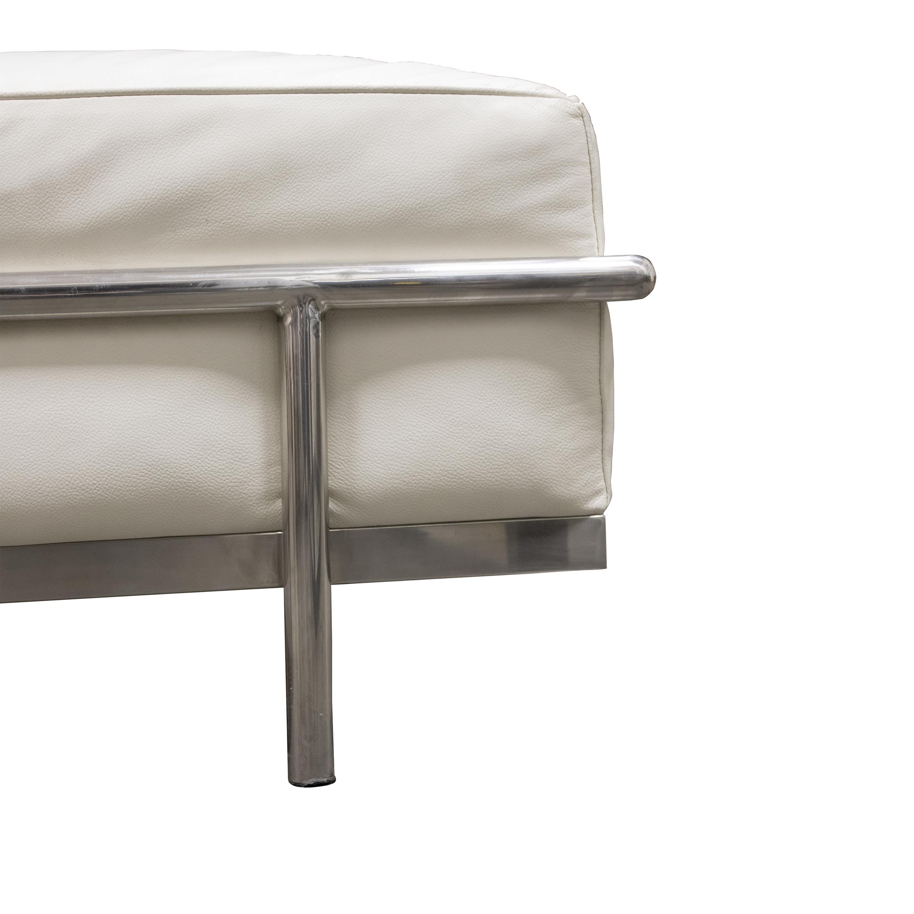 Steel Ottoman Mies Van Der Rohe Style with Grain White Leather, Italy, 1979 In Good Condition For Sale In Madrid, ES
