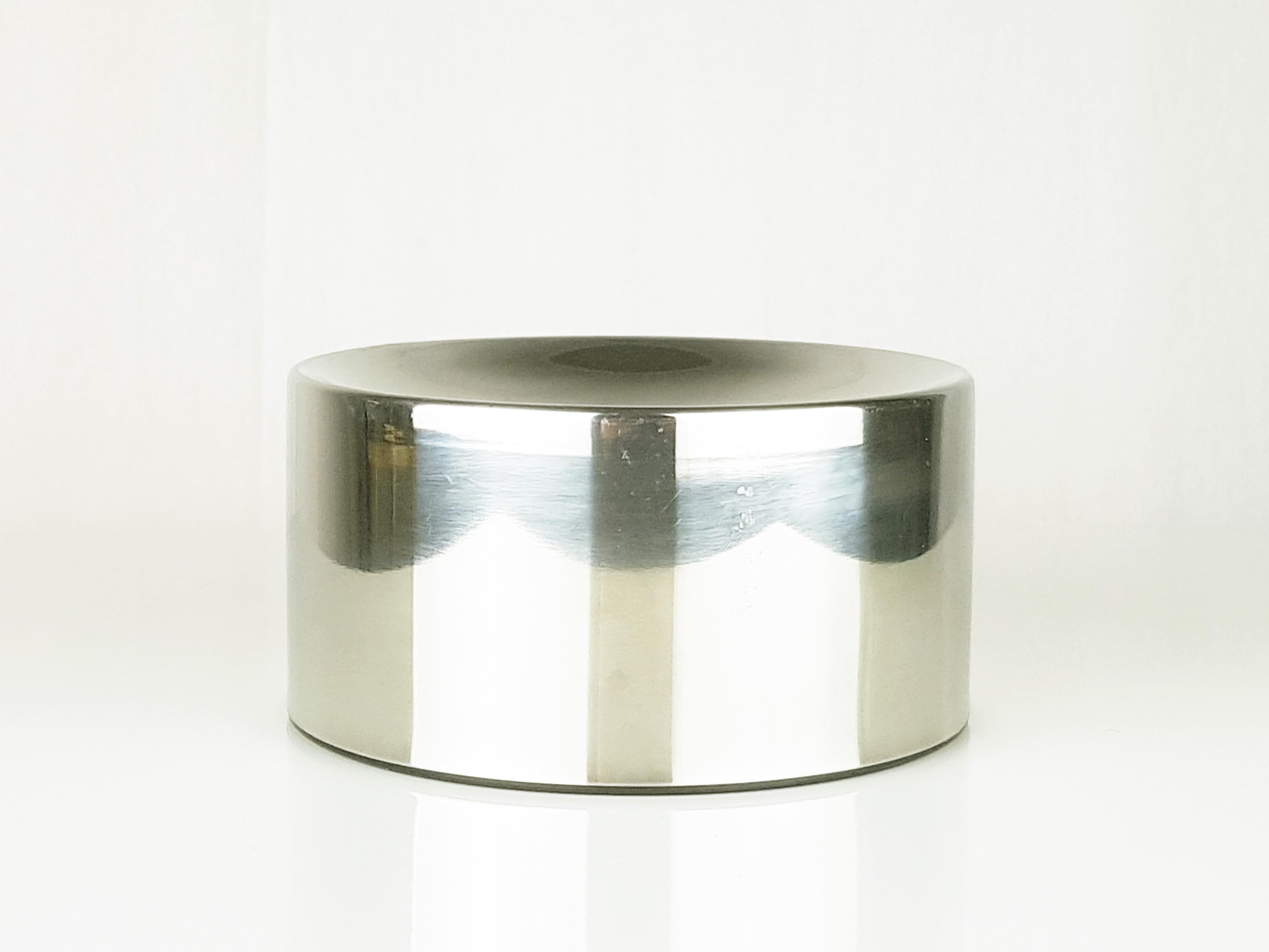 Steel & Plastic 1960s Table Ashtray by E. Gismondi Schweinberger for Artemide In Good Condition For Sale In Varese, Lombardia