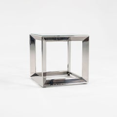 Tables de poupées russes pour Dennis Miller, conçues par Rockwell Group - Petit