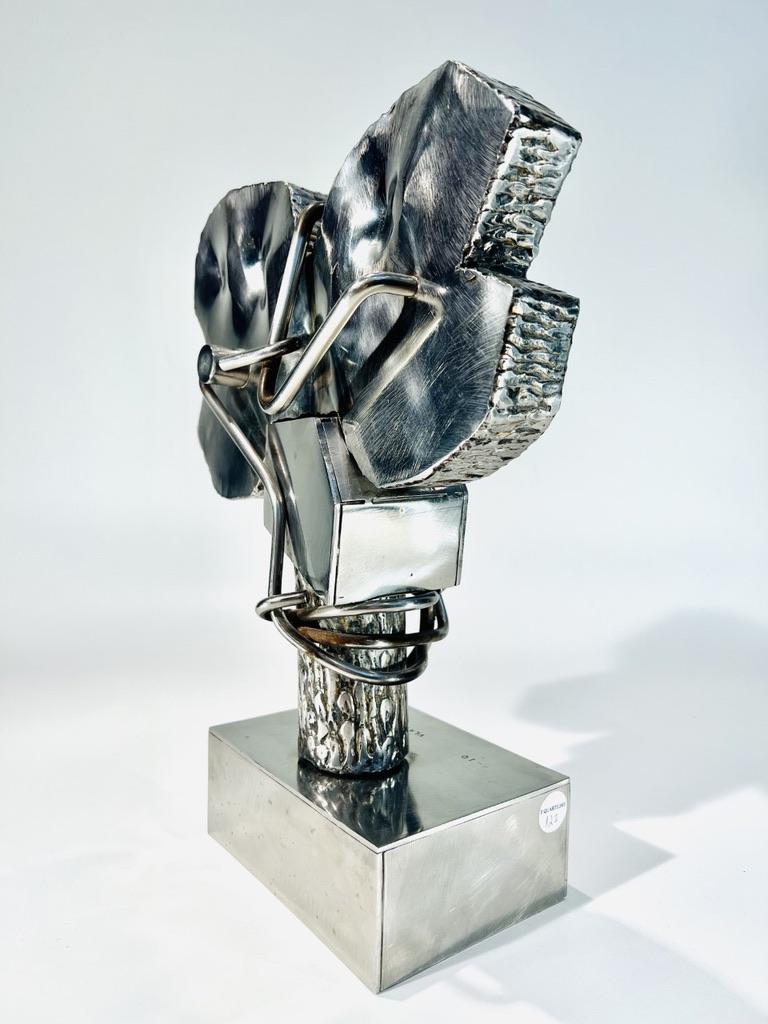 Escultura de acero de Nicolas Vlavianos 1970 en Excelente estado para la venta en Rio De Janeiro, RJ
