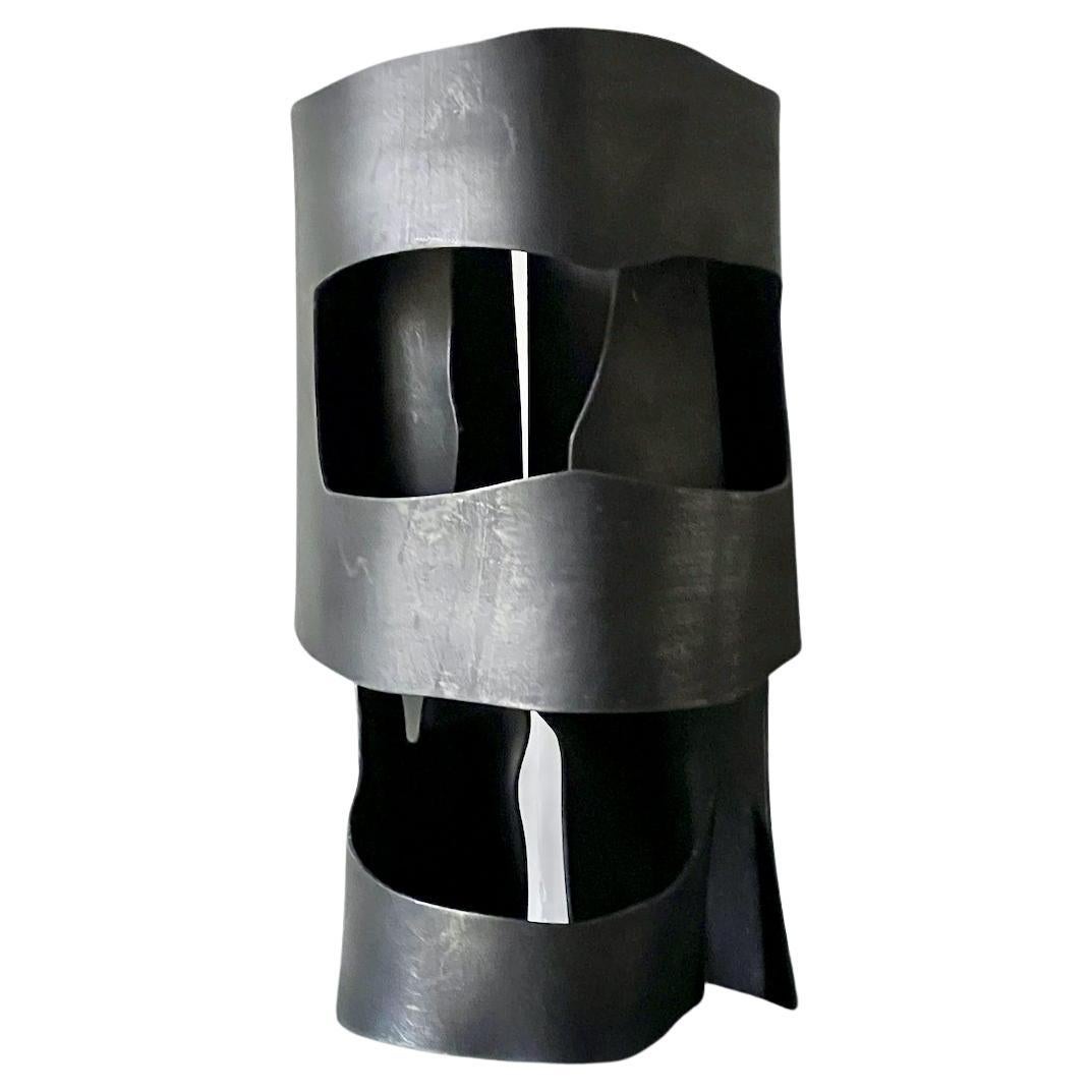 Sculpture en acier, casque I, Angleterre, années 1970