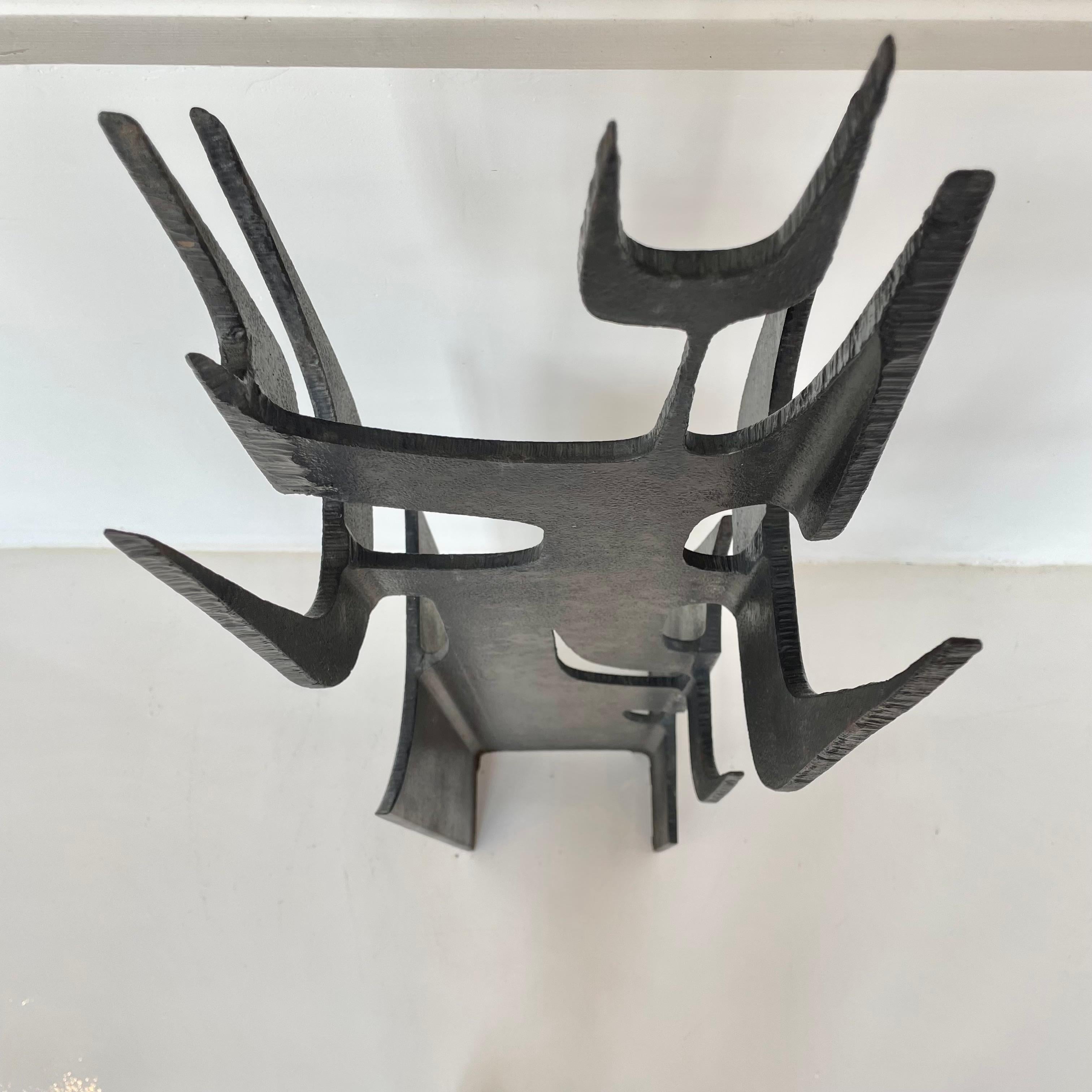 Hand-Crafted Steel Sculpture in the Style of Alexander Calder For Sale