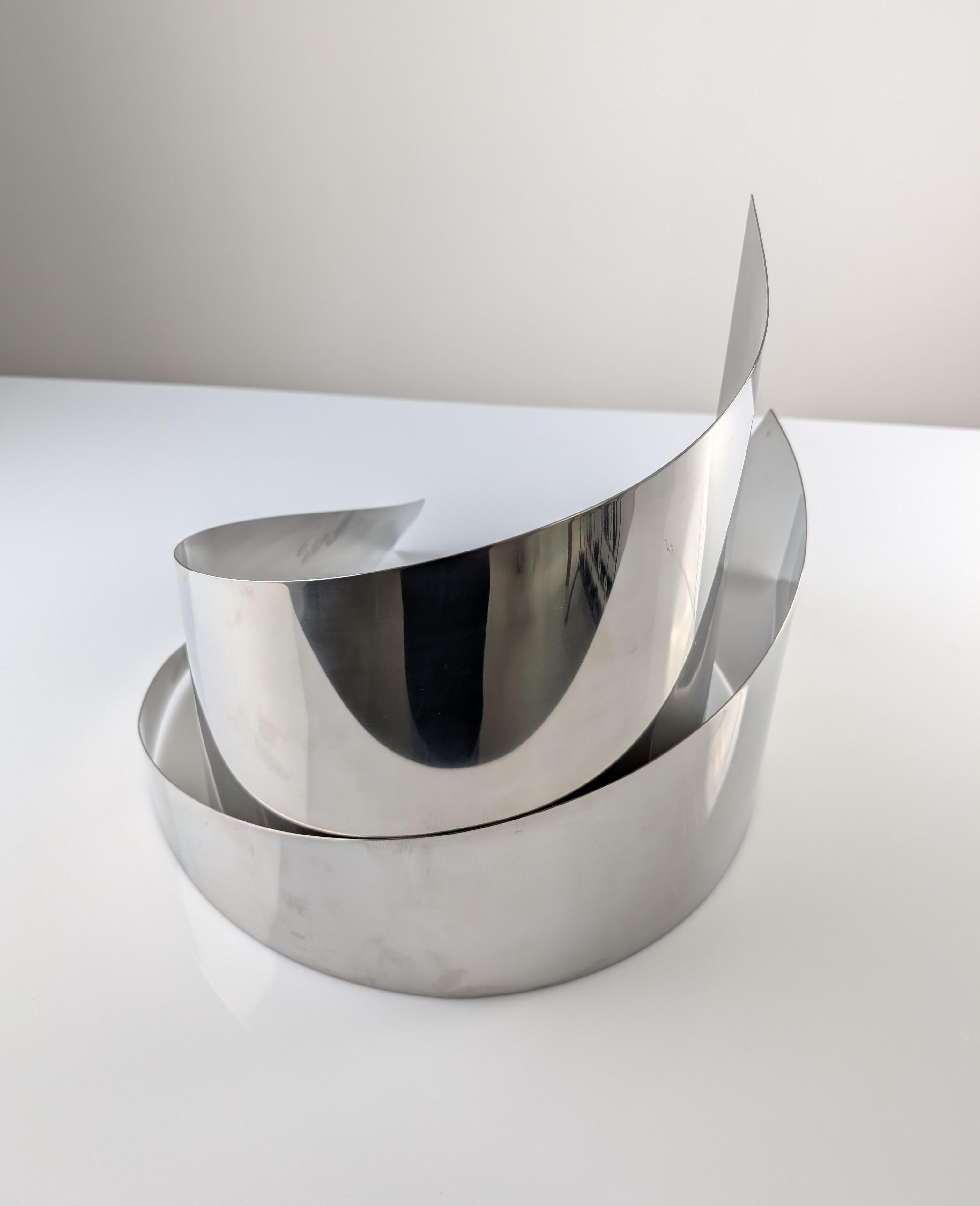 XXI secolo e contemporaneo Scultura in acciaio 