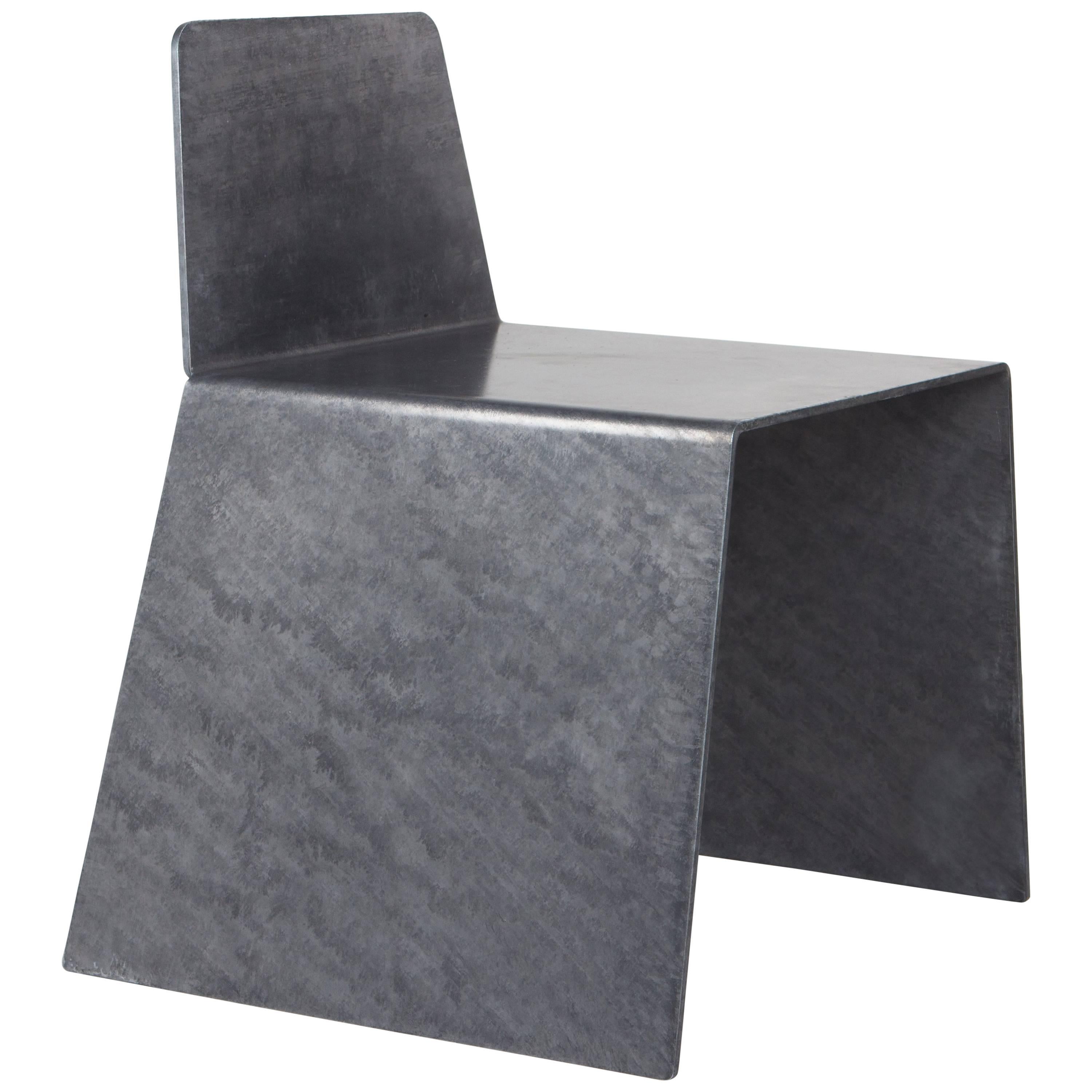 Steel side chair in hot-dipped galvanized steel. Made of one piece of .25