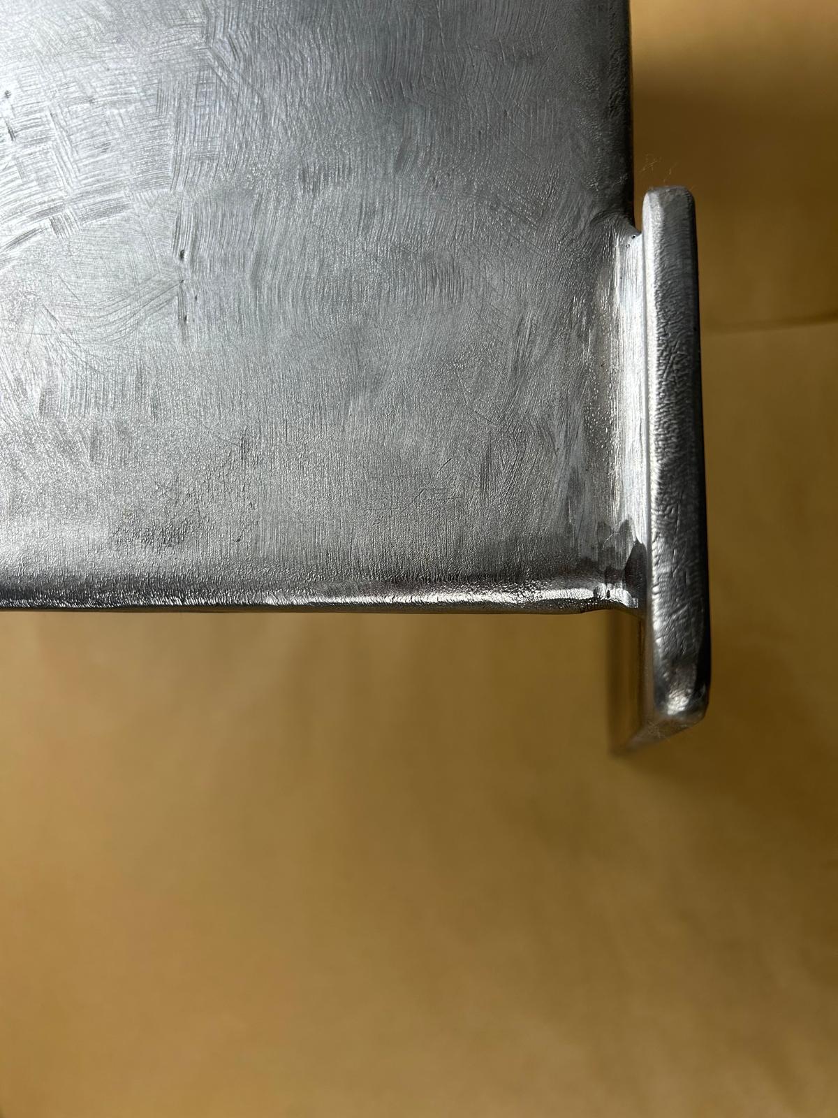 Saldato Steele, tavolo laterale in acciaio in vendita