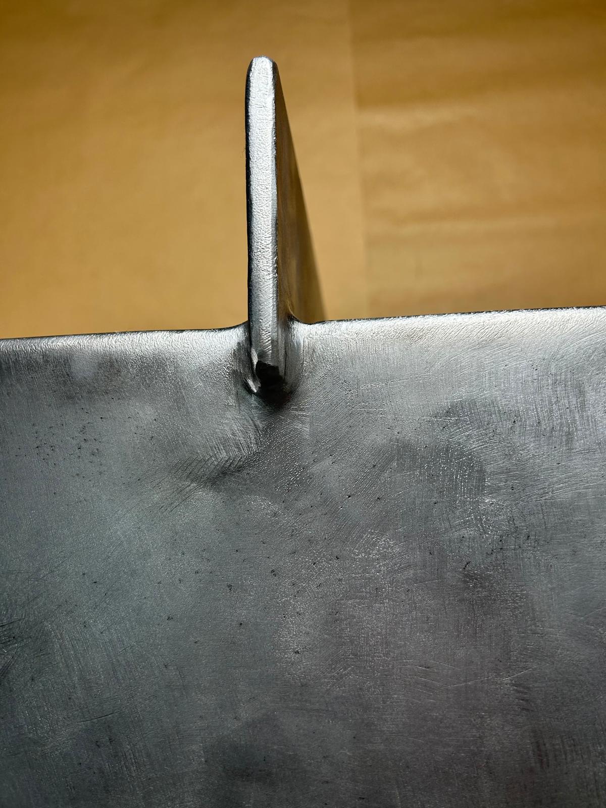 XXI secolo e contemporaneo Steele, tavolo laterale in acciaio in vendita