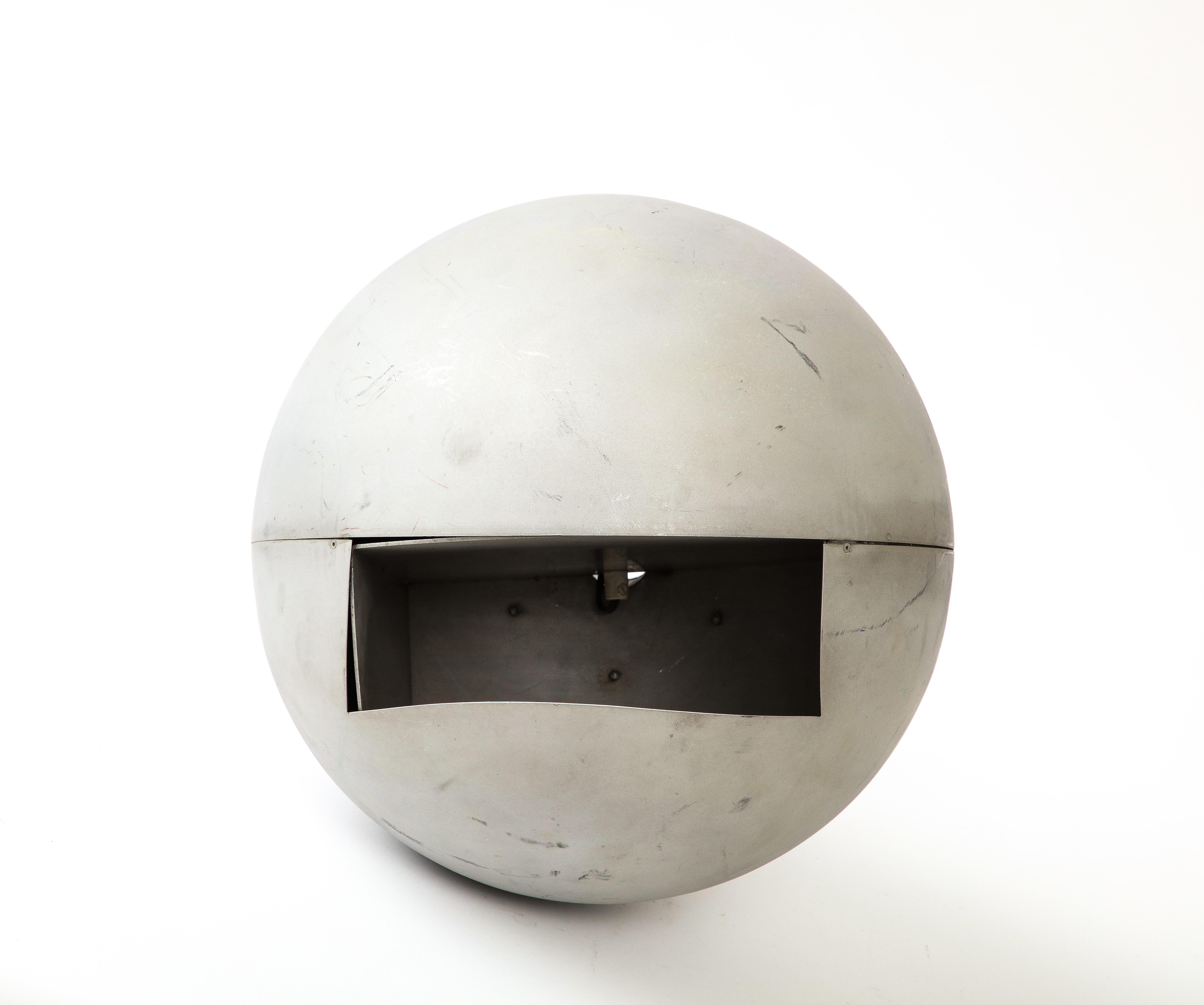 Apliques Esfera de Acero de Suecia, c. 1970 en venta 7