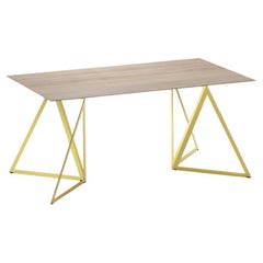 Table sur pied en acier 160 en chêne de Sebastian Scherer