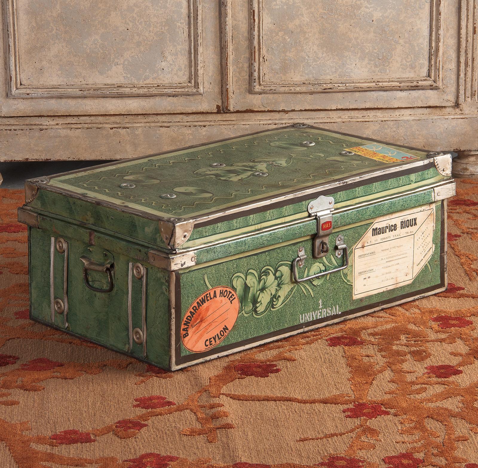 Painted Steel Steamer Trunk by Universal, India, 1950s 4