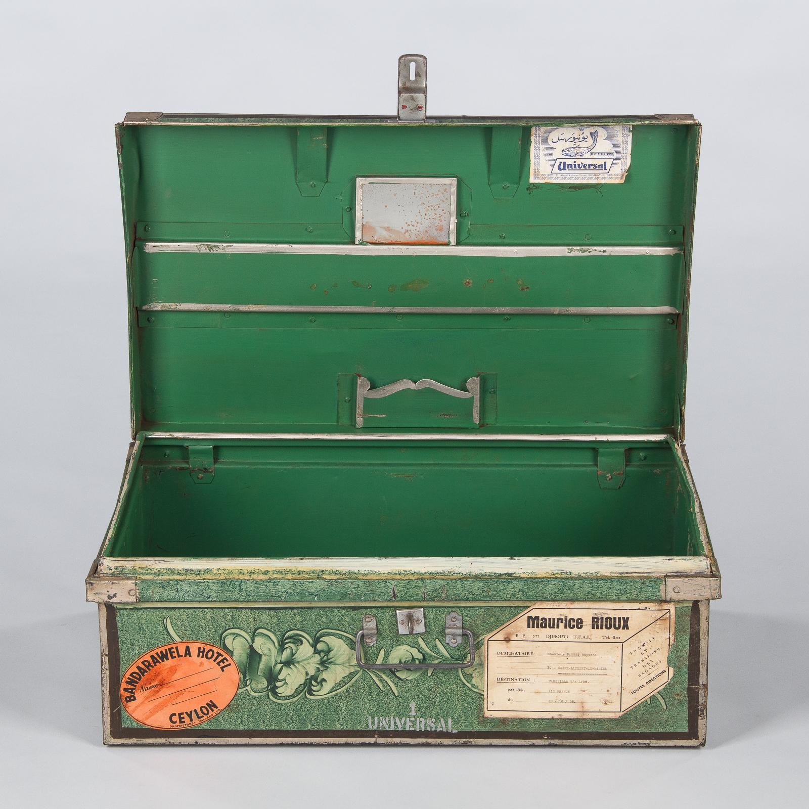 Painted Steel Steamer Trunk by Universal, India, 1950s 9