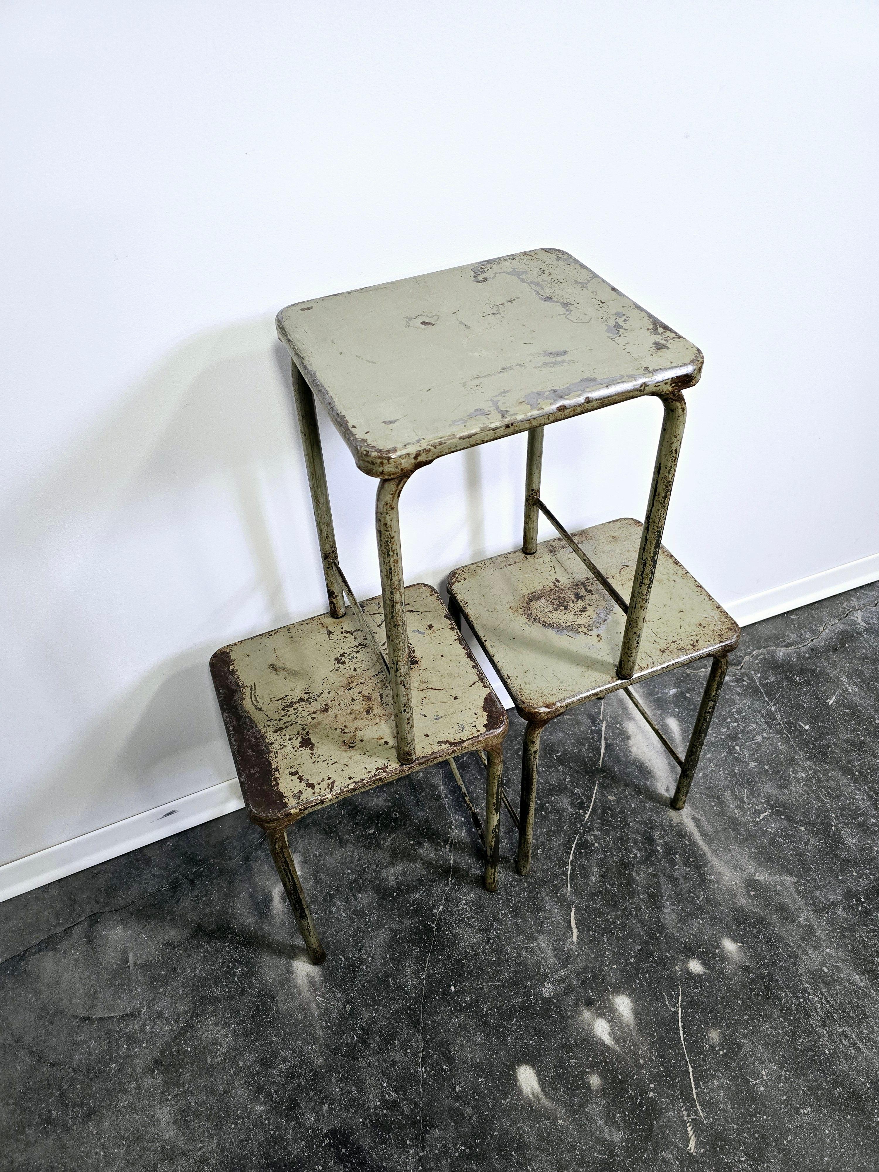 Taburetes de acero años 50 en venta 3