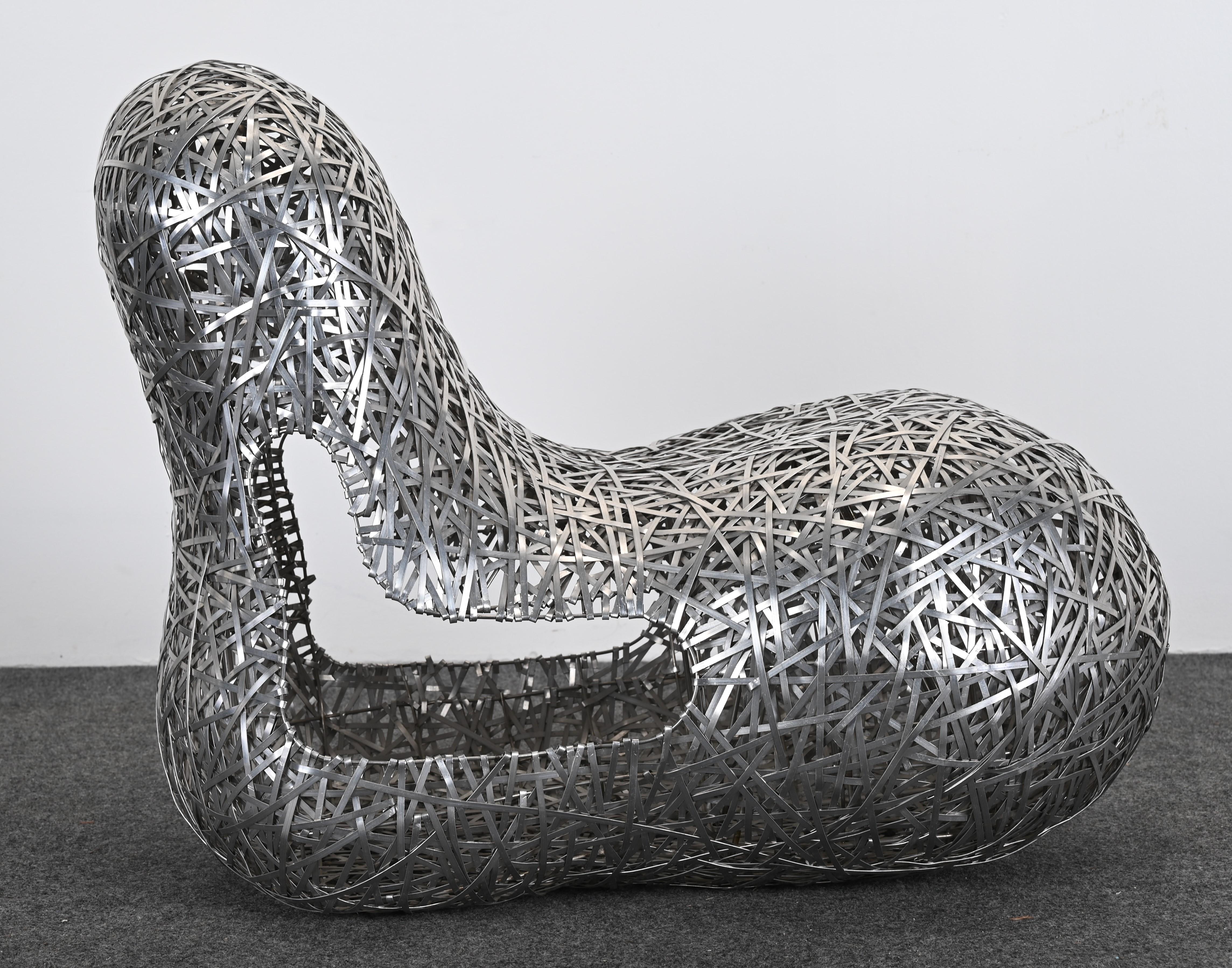 Chaise Tongue en acier de Bannavis Andrew Sribyatta pour Pie Studios, années 2000 en vente 5