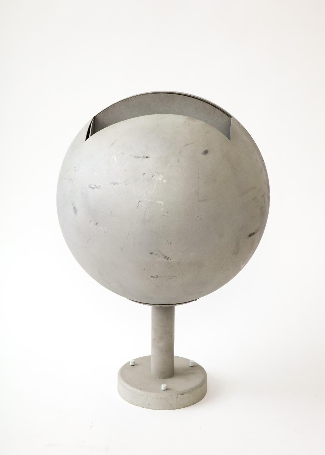 Wandleuchter aus Stahl, Schweden, ca. 1970 im Angebot 9