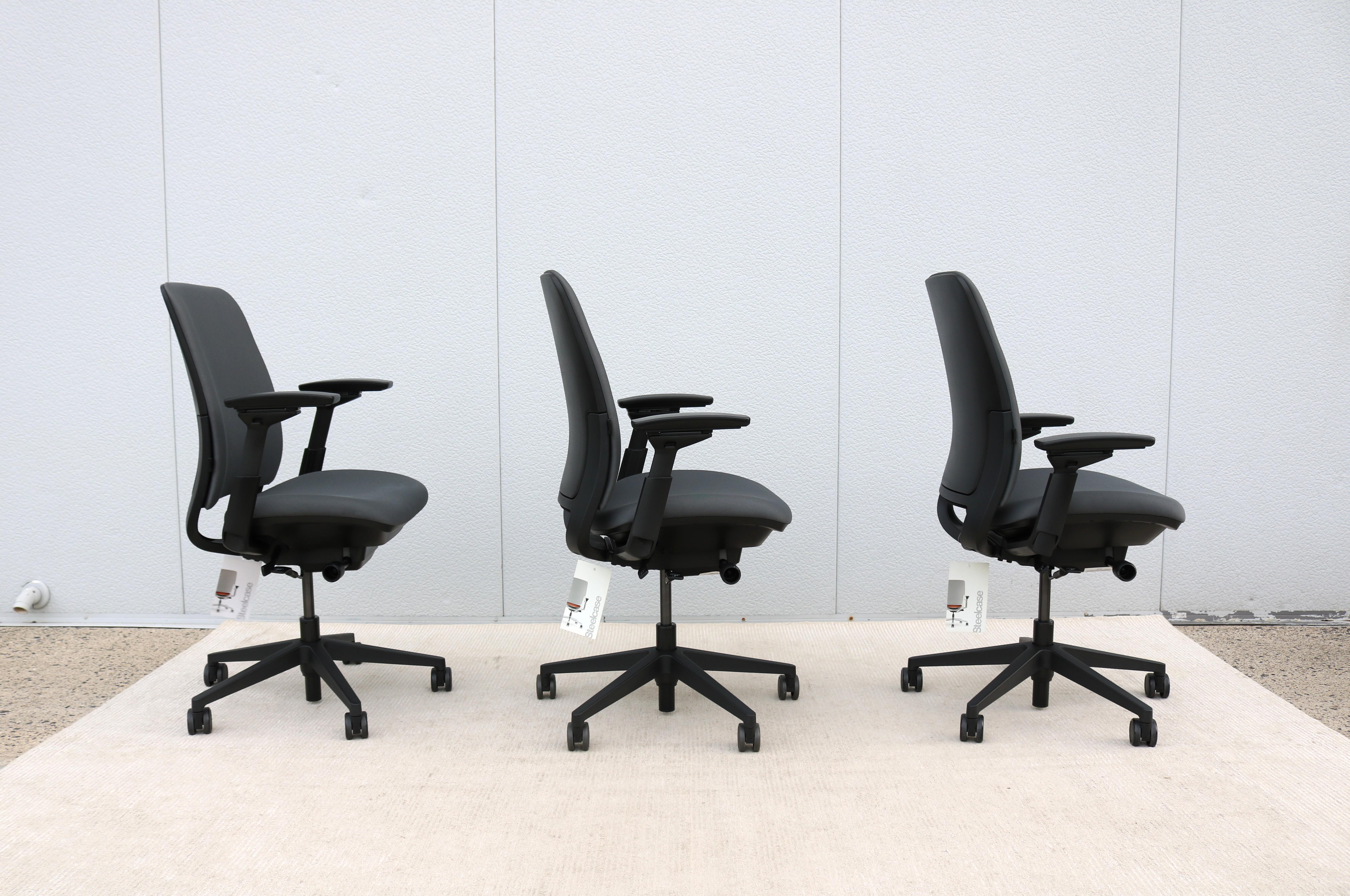 Steelcase Amia Executive Ergonomic Gray Office Chair Fully Adjustable, Brand New For Sale 5