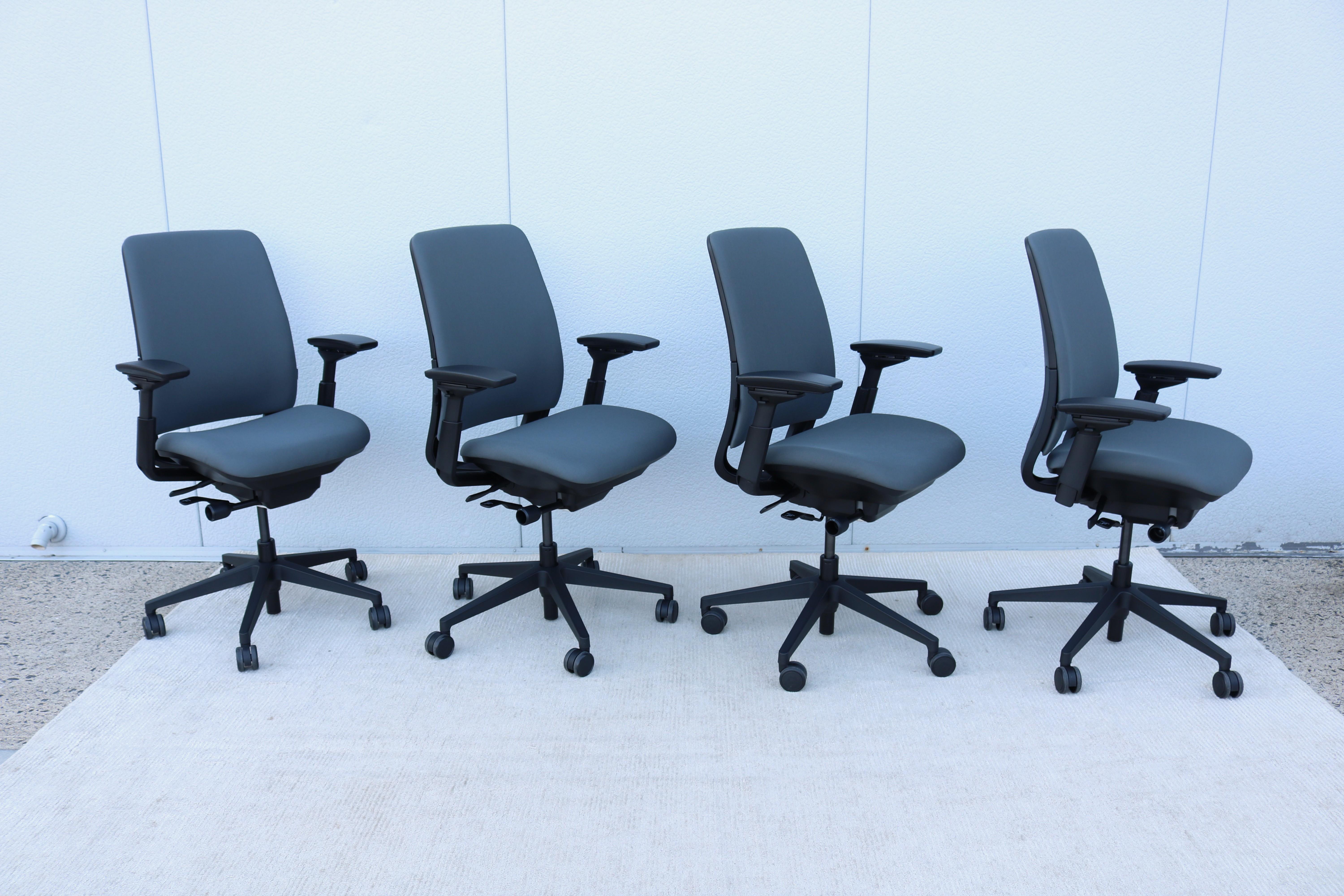 Steelcase Amia Executive Ergonomischer Bürostuhl voll verstellbar in grauem Stoff im Angebot 4
