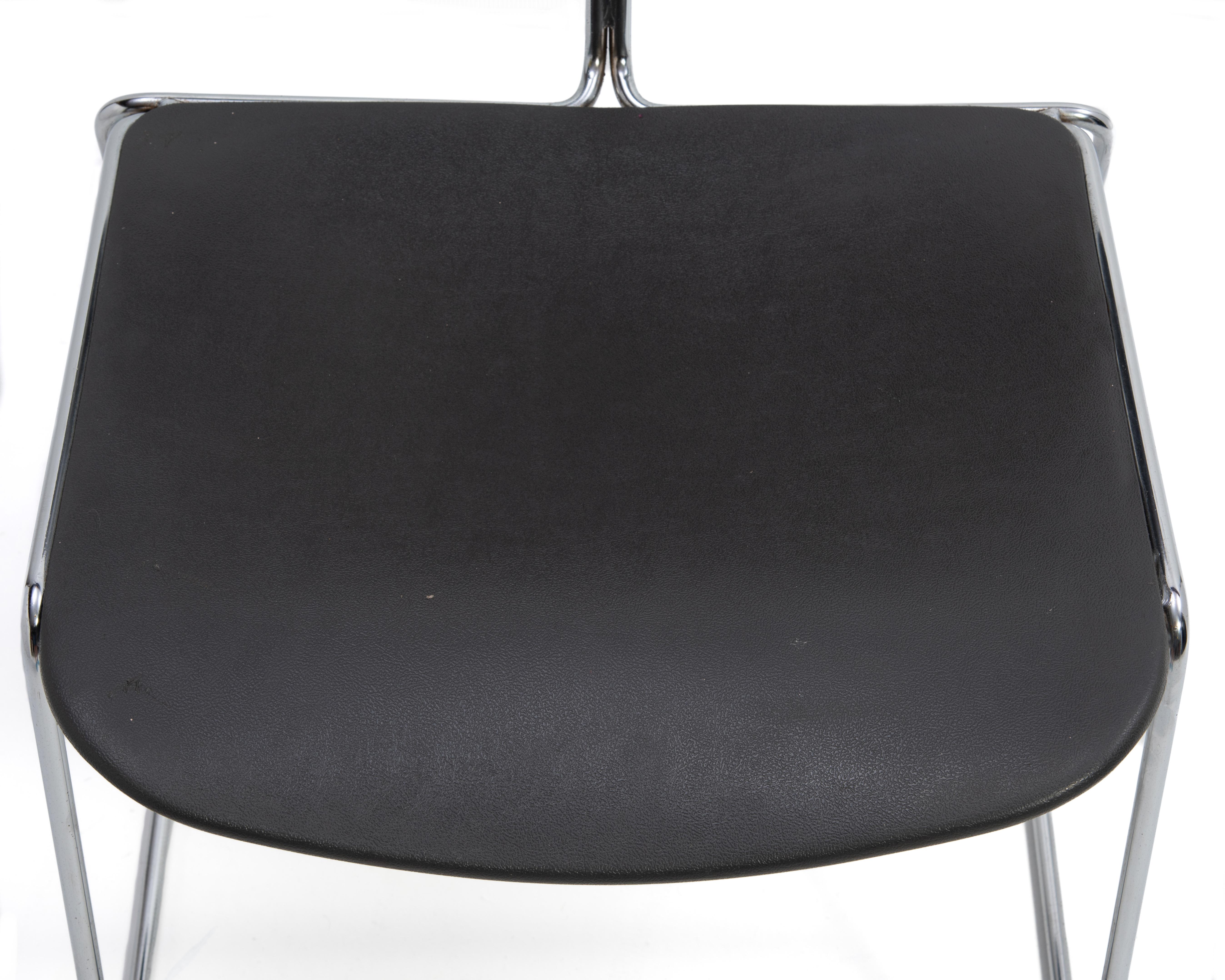 Steelcase Black Max Stacker Chaises empilables avec chariot, lot de 25 en vente 2
