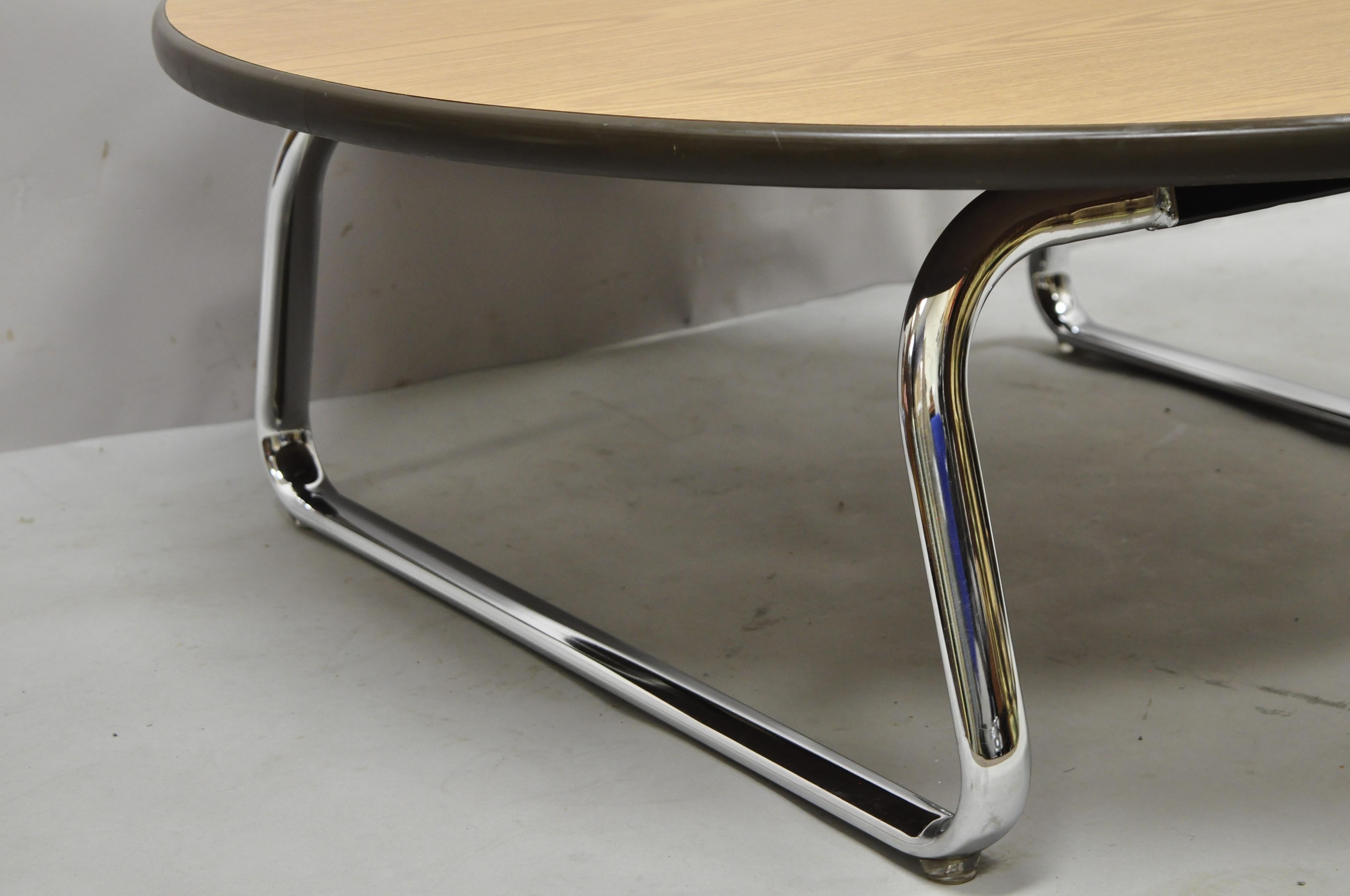 Steelcase Chrome Base Round Formica Top Mid-Century Modern Office Coffee Table In Good Condition In Philadelphia, PA