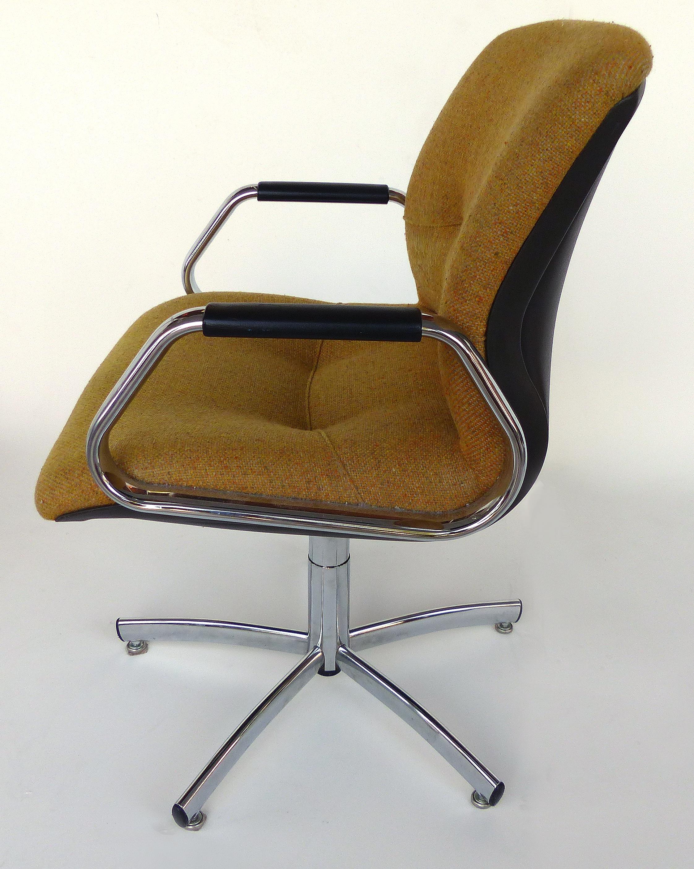 American Steelcase Furniture Company Adjustable Swivel and Tilting Armchair, 1982