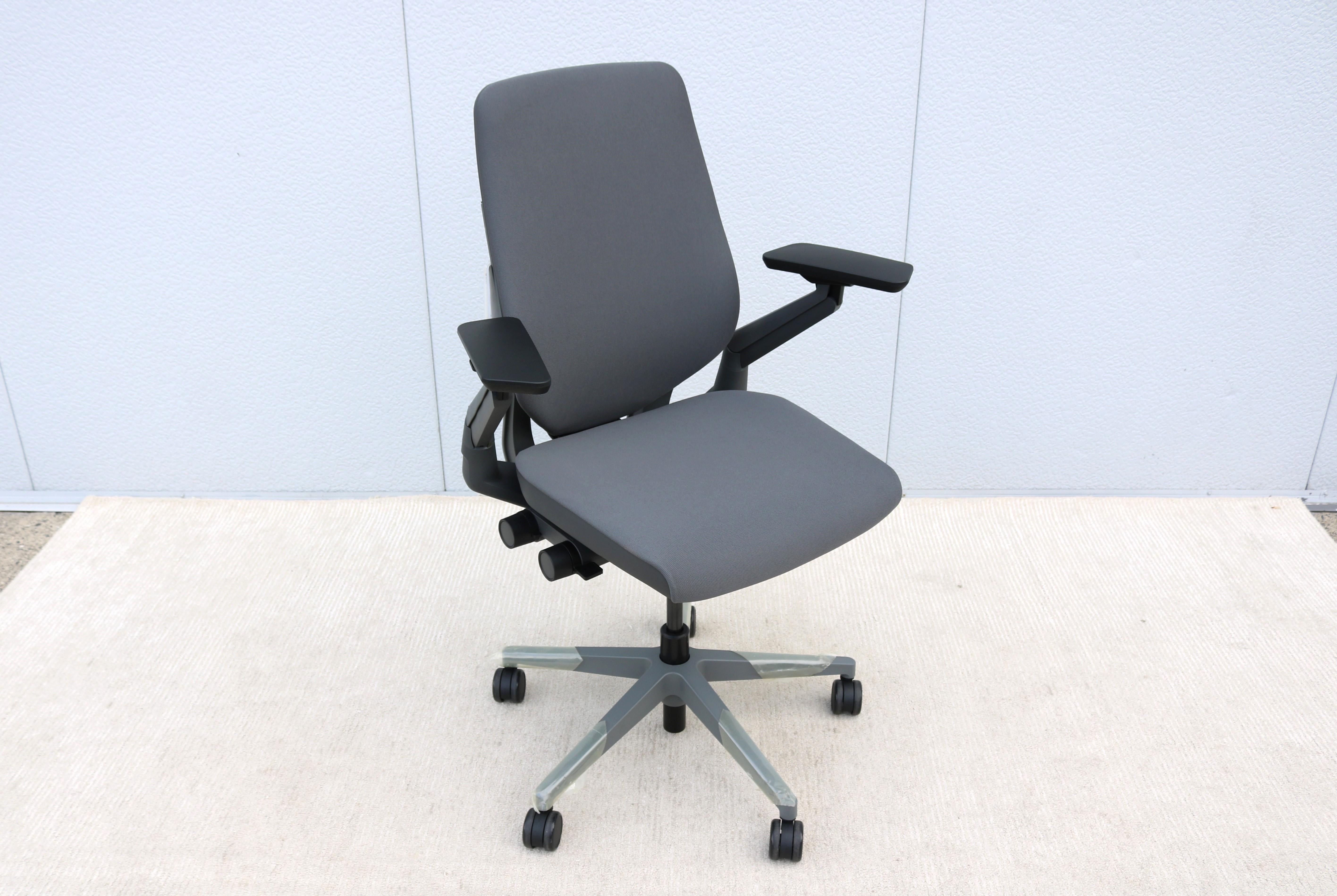 steelcase gesture with headrest review