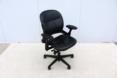 Steelcase Leap Ergonomic Office Desk Chair in Black Leather, Fully Adjustable