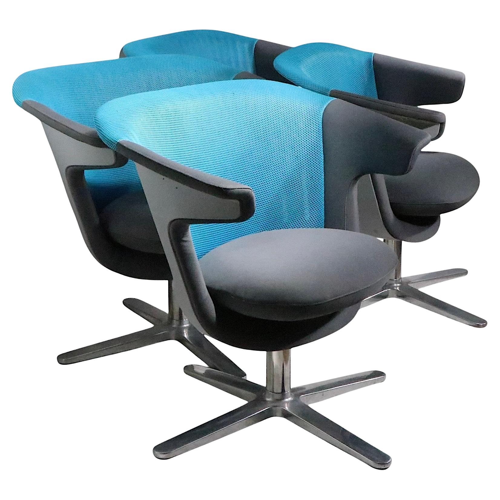 Postmoderno Steelcase Post Modern  i2i Sedie girevoli per ufficio da pranzo c 2013  4 disponibili in vendita