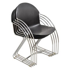 Steelcase Tom Grasman Sedia impilabile con struttura cromata e plastica modellata nera, set di 4 sedie