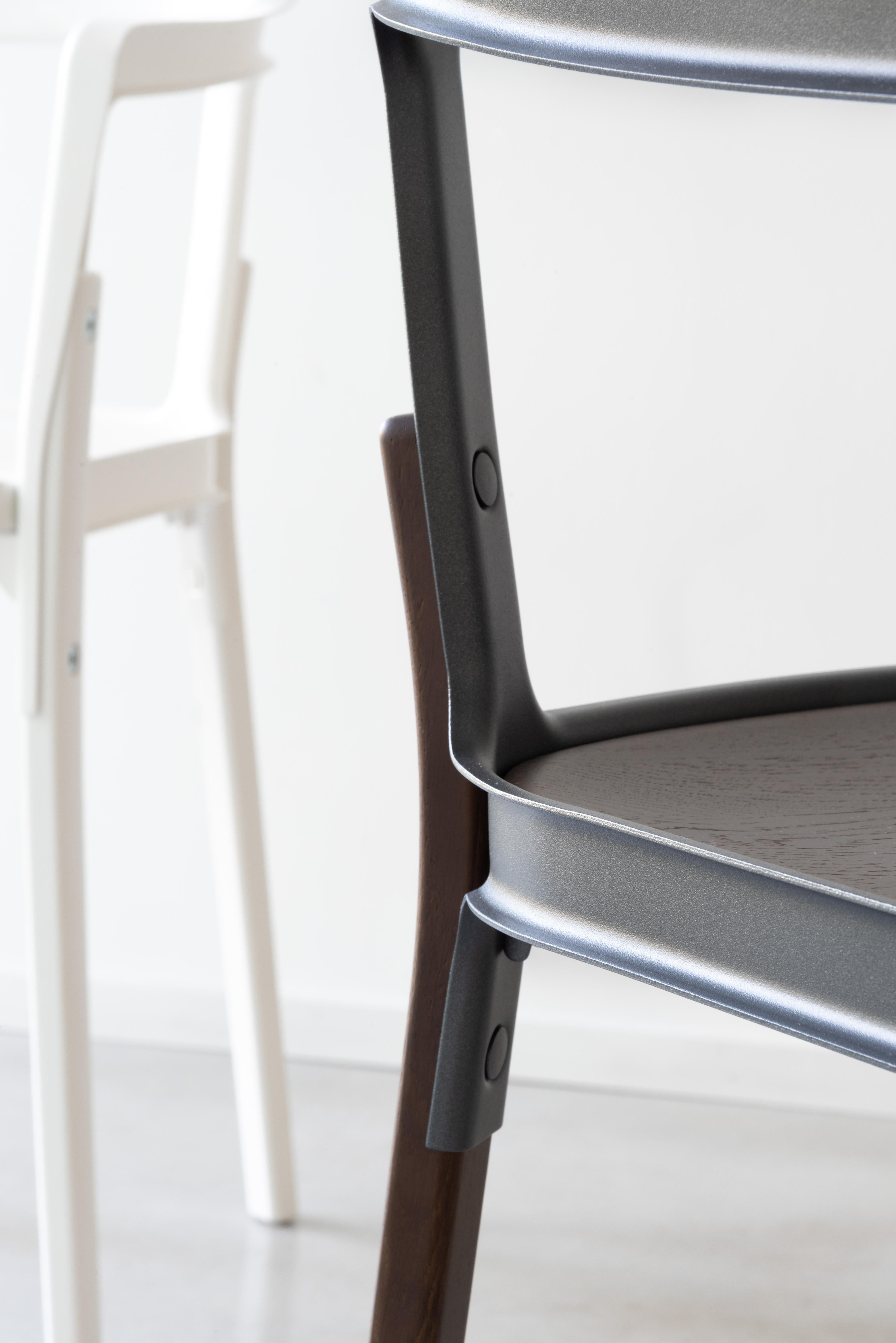 Chaise en bois d'acier en noyer/noir par Ronan & Erwan Boroullec pour Magis en vente 3
