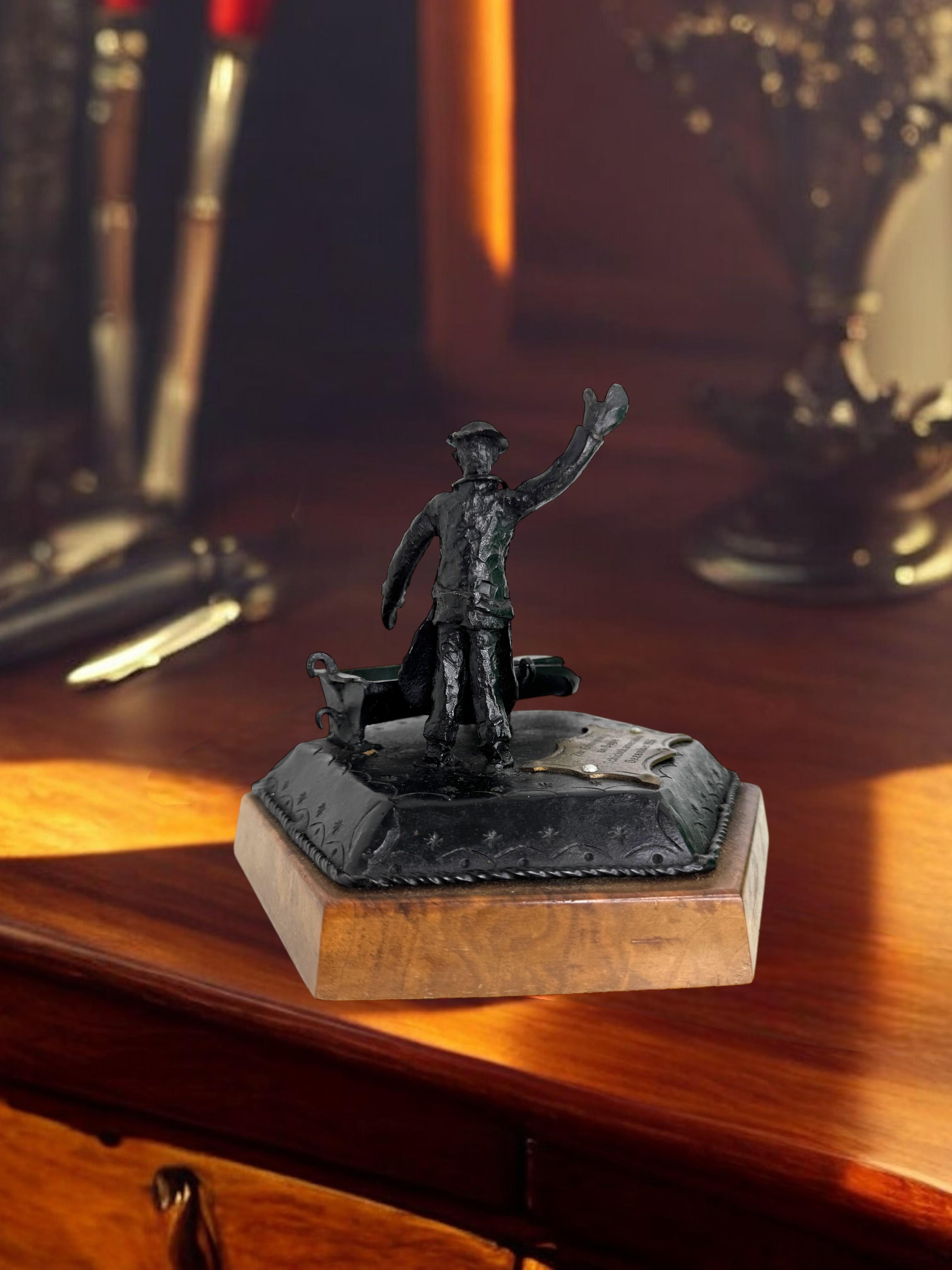 Steelworker Iron Casting Statue Memorabilia on Shift Comrades Austria 1956 For Sale 5