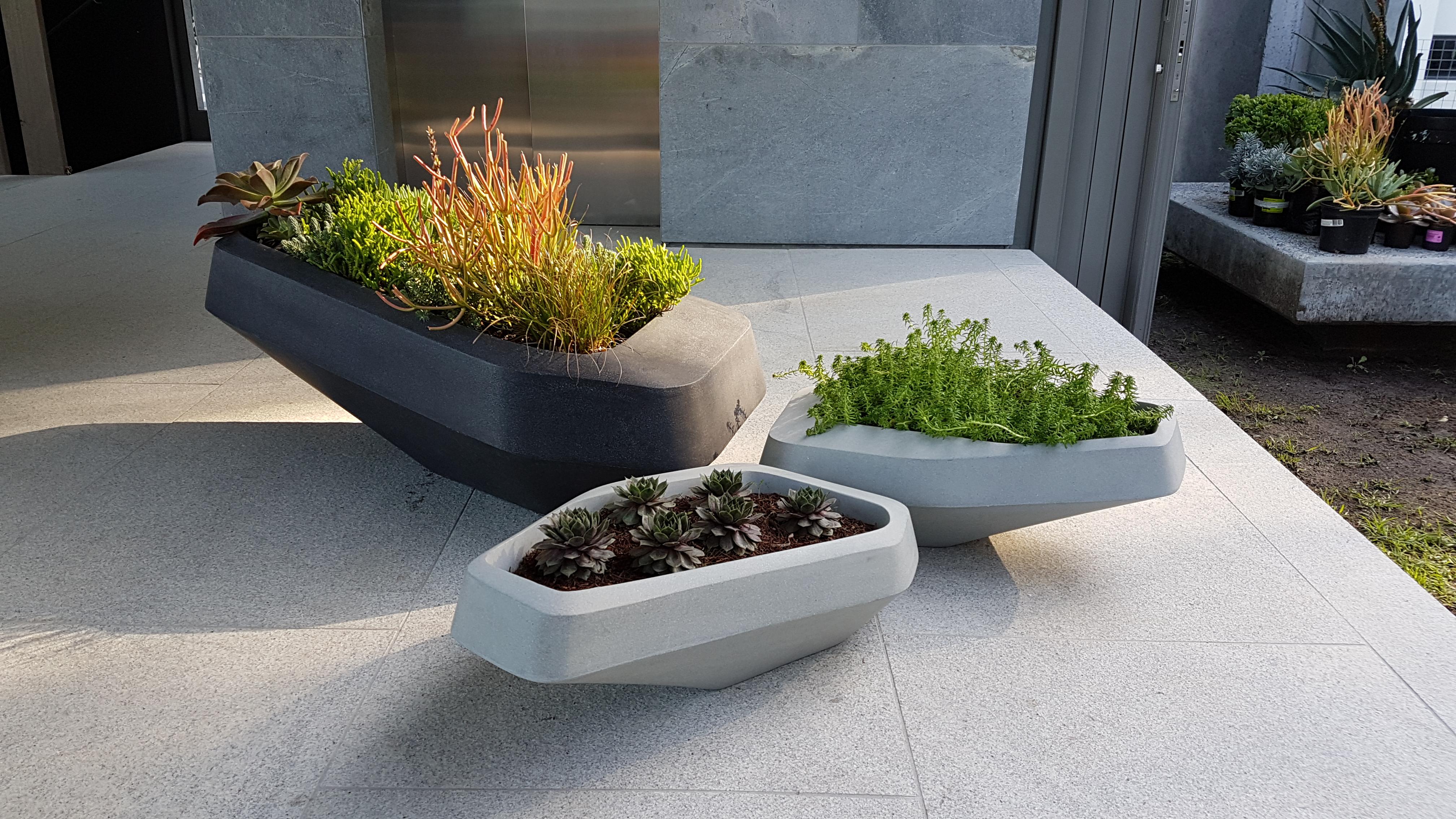 Steen Medium Brown Stone Planter by Indigenus For Sale 1