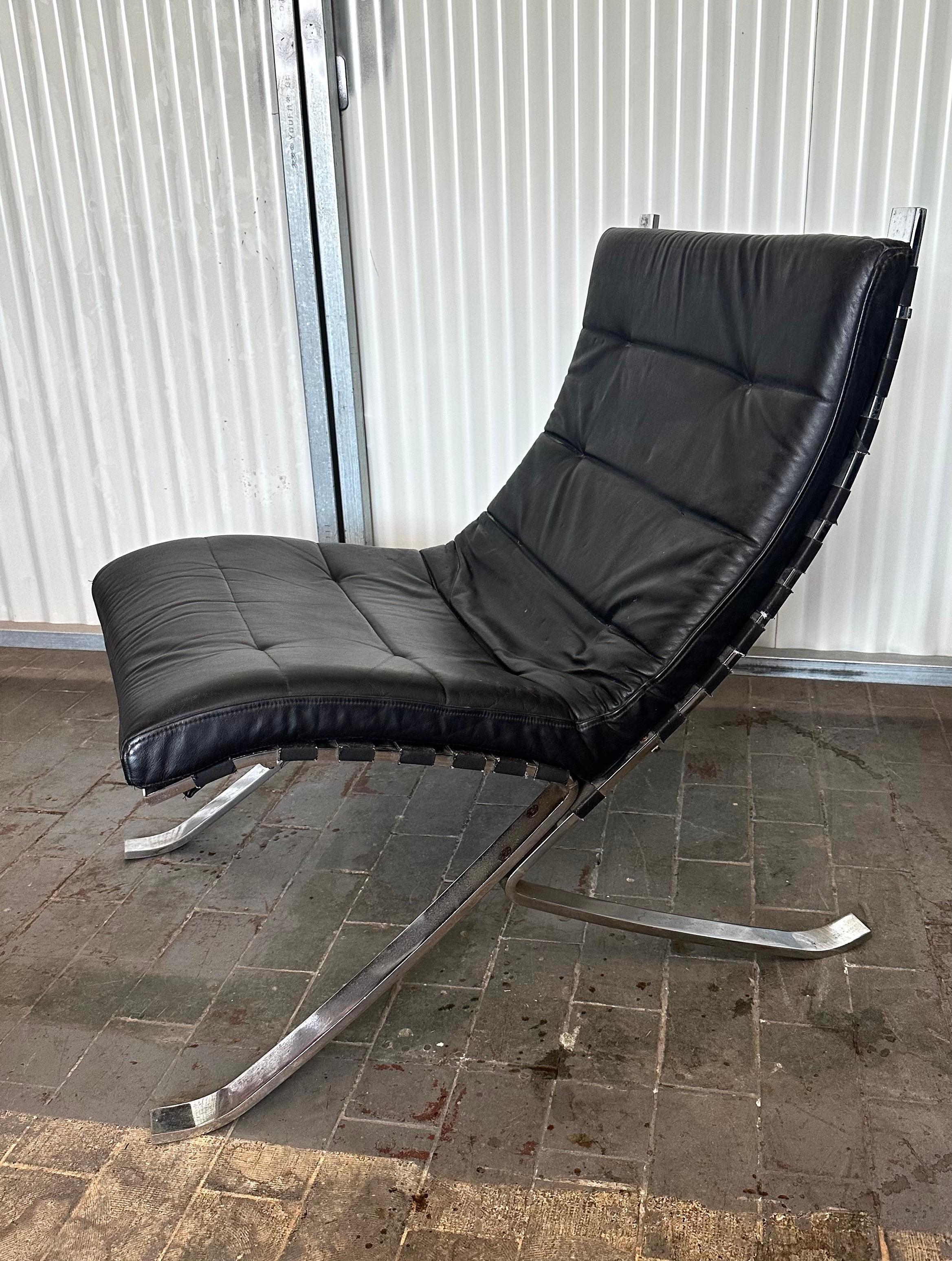 Mid-Century Modern Steen Ostergaard Steel-Line Chair For Sale