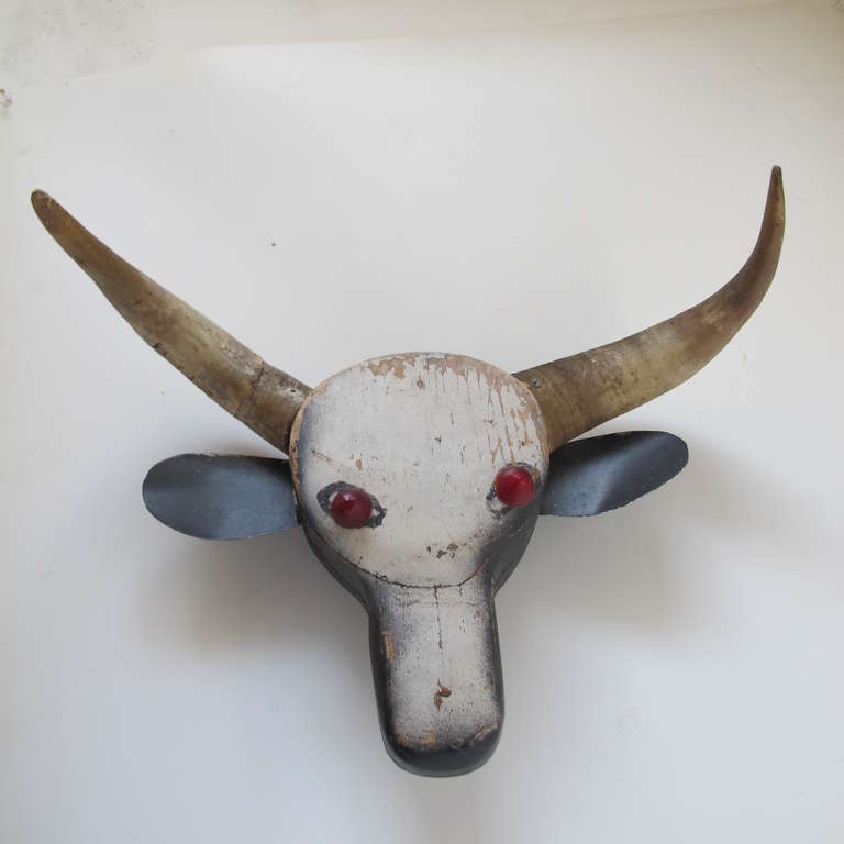 Steer Head Barn Folk Sculpture In Good Condition For Sale In New York, NY