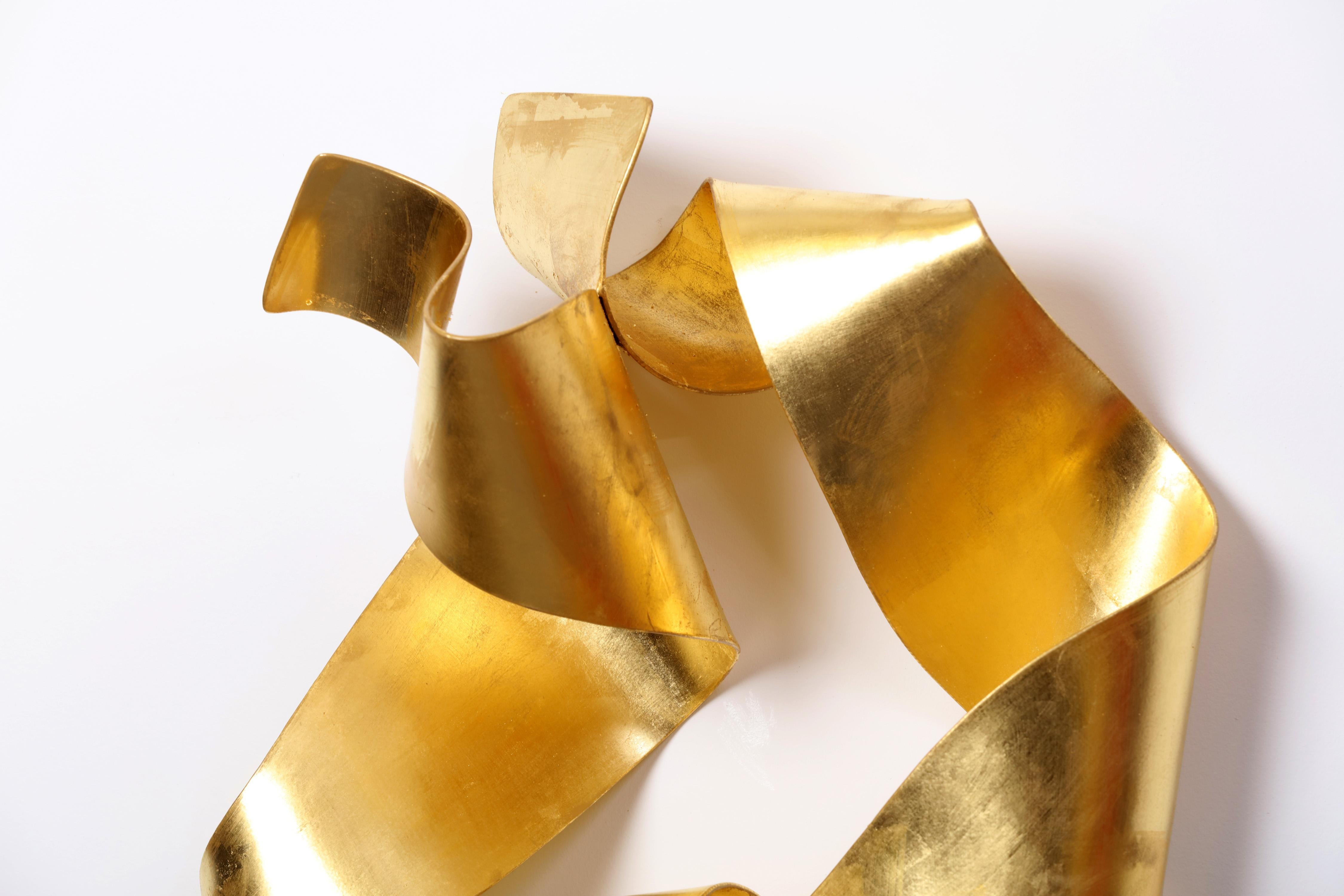 Soul Gate Eldorado - contemporary, ribbon, 24K gold, steel, wall sculpture For Sale 1
