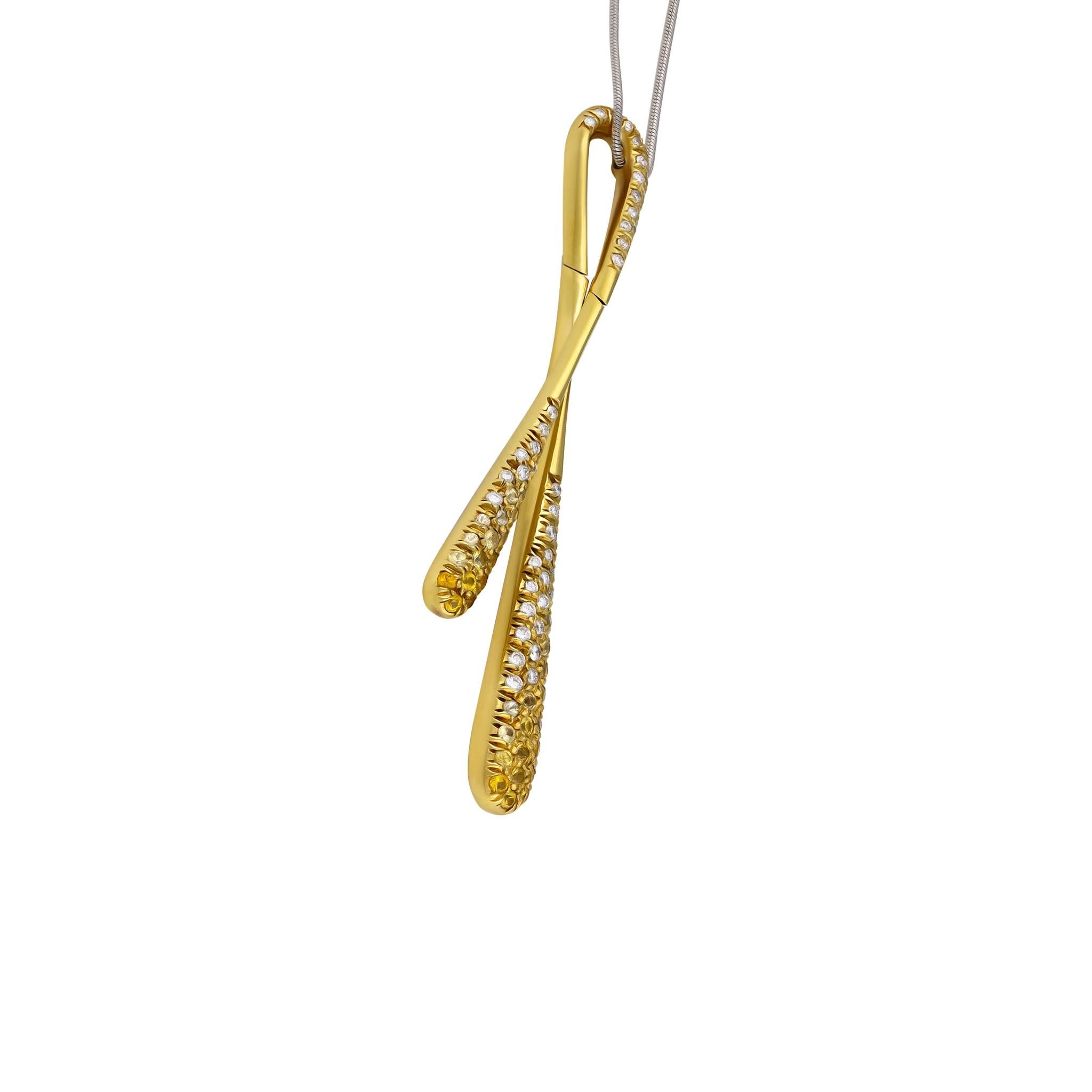 Stefan Hafner Pendant Necklace
18K White Gold
Diamonds: 0.43ctw
Sapphire: 0.88ctw
Retail price: $8,150.00
SKU: BLU01493