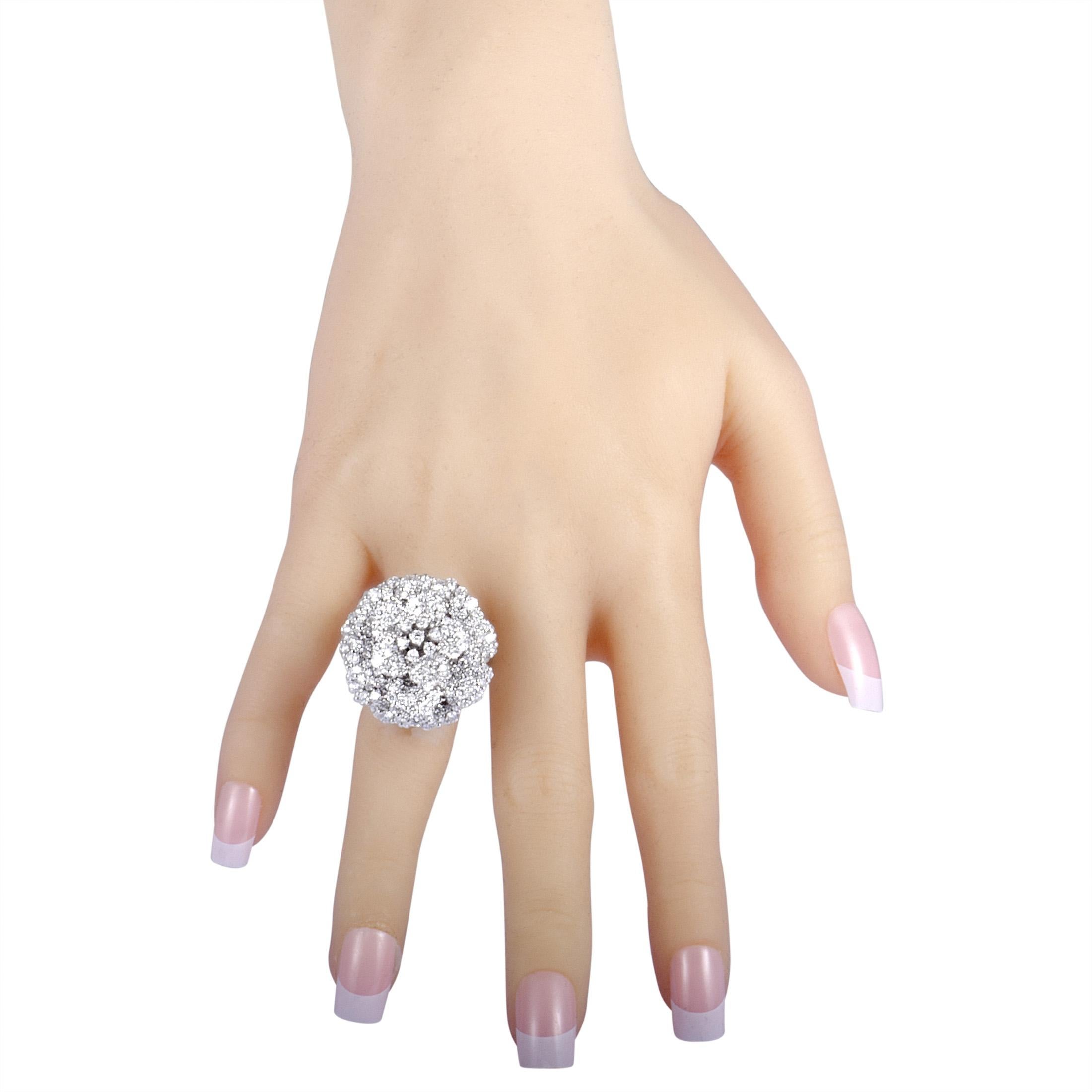 Stefan Hafner 18 Karat White Gold Full Diamond Large Flower Ring In New Condition In Southampton, PA