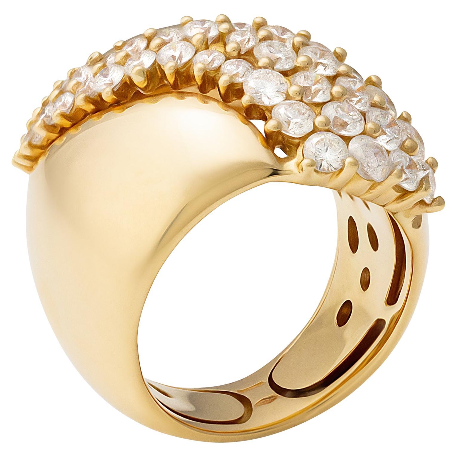 Stefan Hafner Bague en or jaune 18 carats avec diamants de 1,98 carat en vente