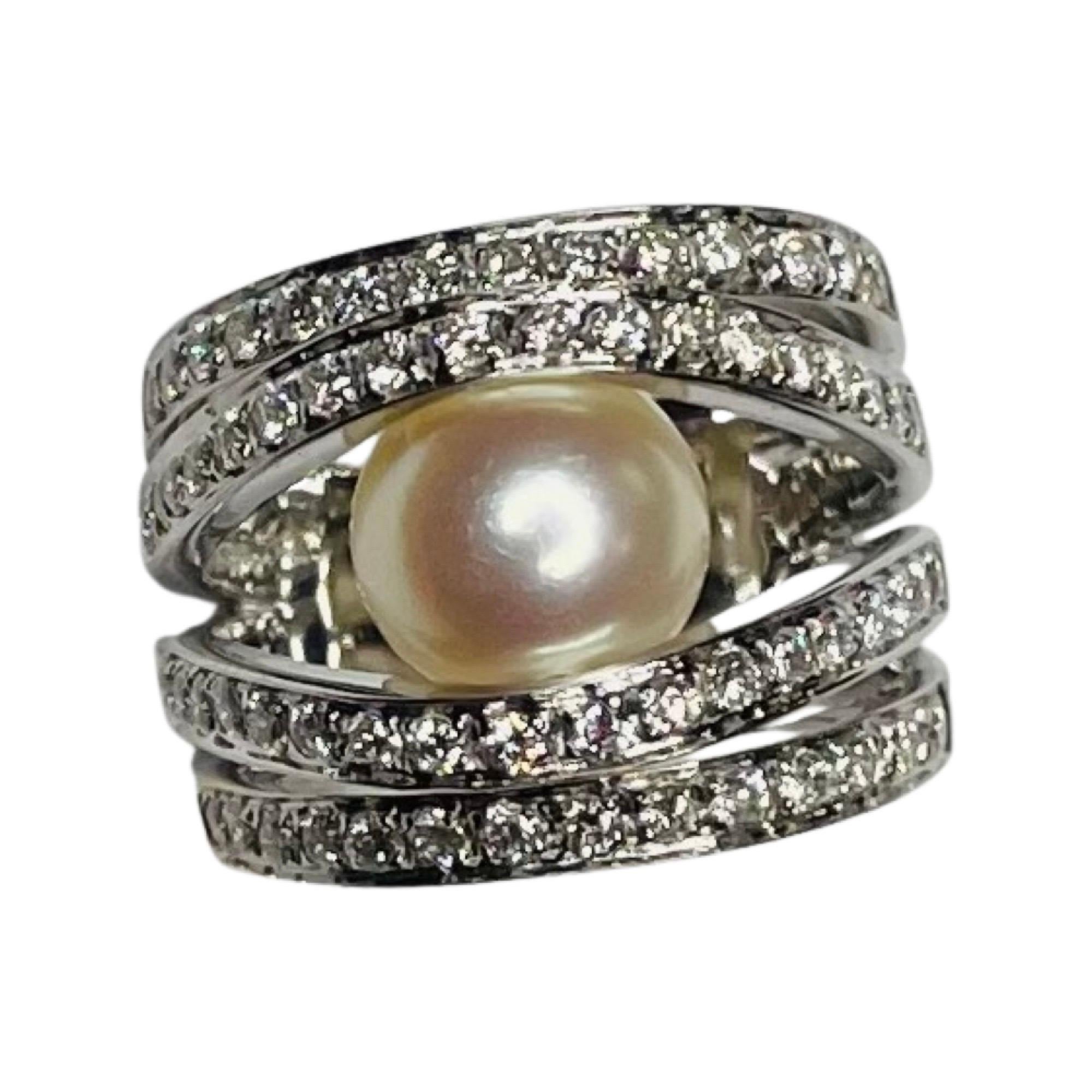 Stefan Hafner: 18 Karat Weißgold Akoya-Perlen- und Diamantring „Caged Perle“ (Zeitgenössisch) im Angebot