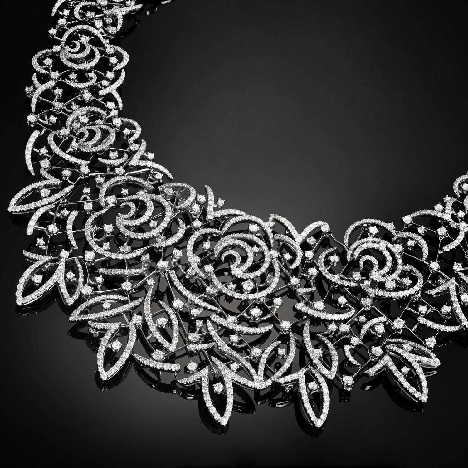 Stefan Hafner Diamond Lace 18k White Gold chocker Necklace In Excellent Condition In Miami, FL
