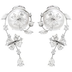 Stefan Hafner Boucles d'oreilles à fleurs en or 18 carats avec diamants et perles des mers du Sud