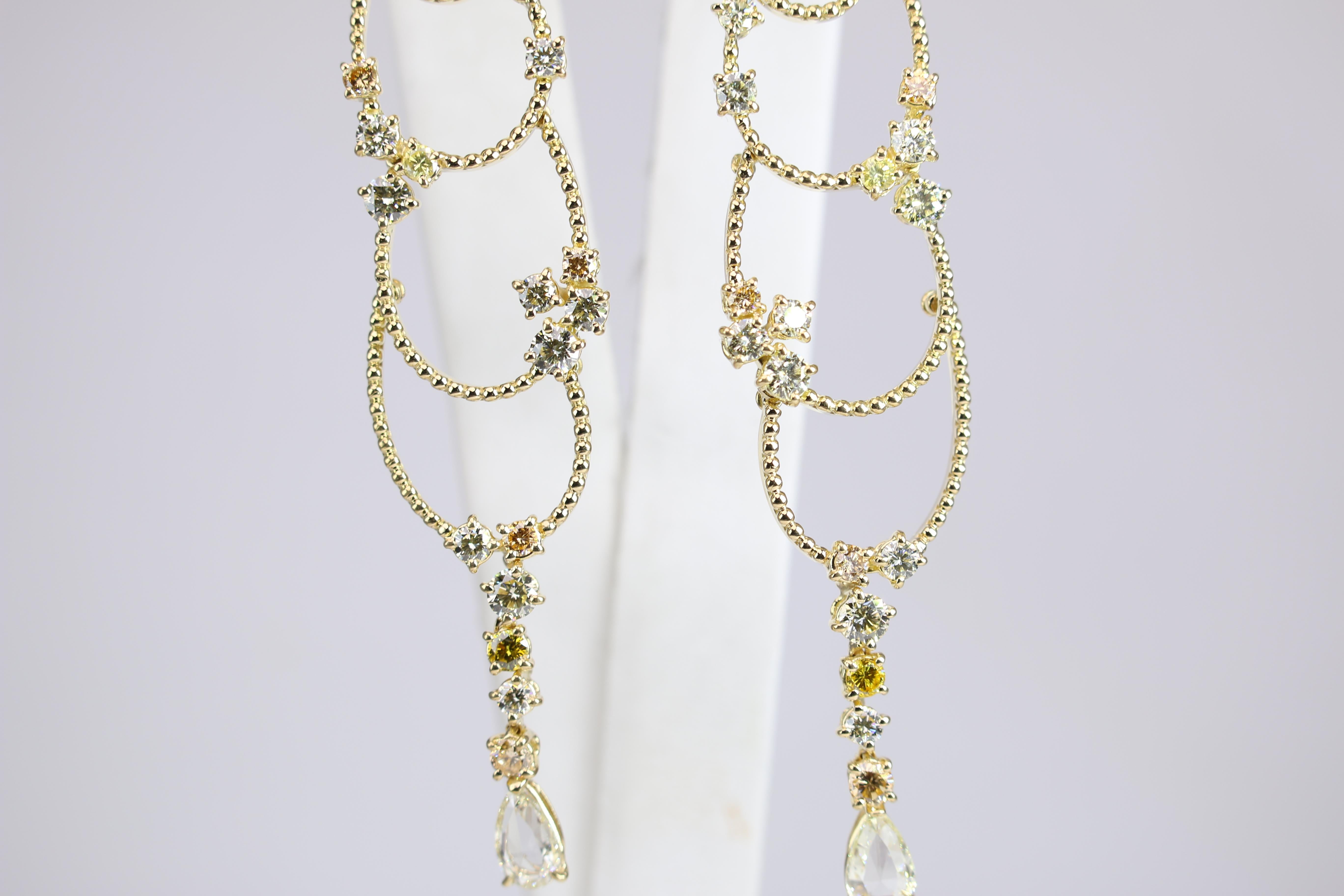 Stefan Hafner Yellow Gold Diamond Chandelier Earrings In Good Condition In Dallas, TX