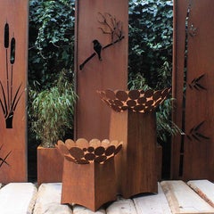 6 art objects - see description