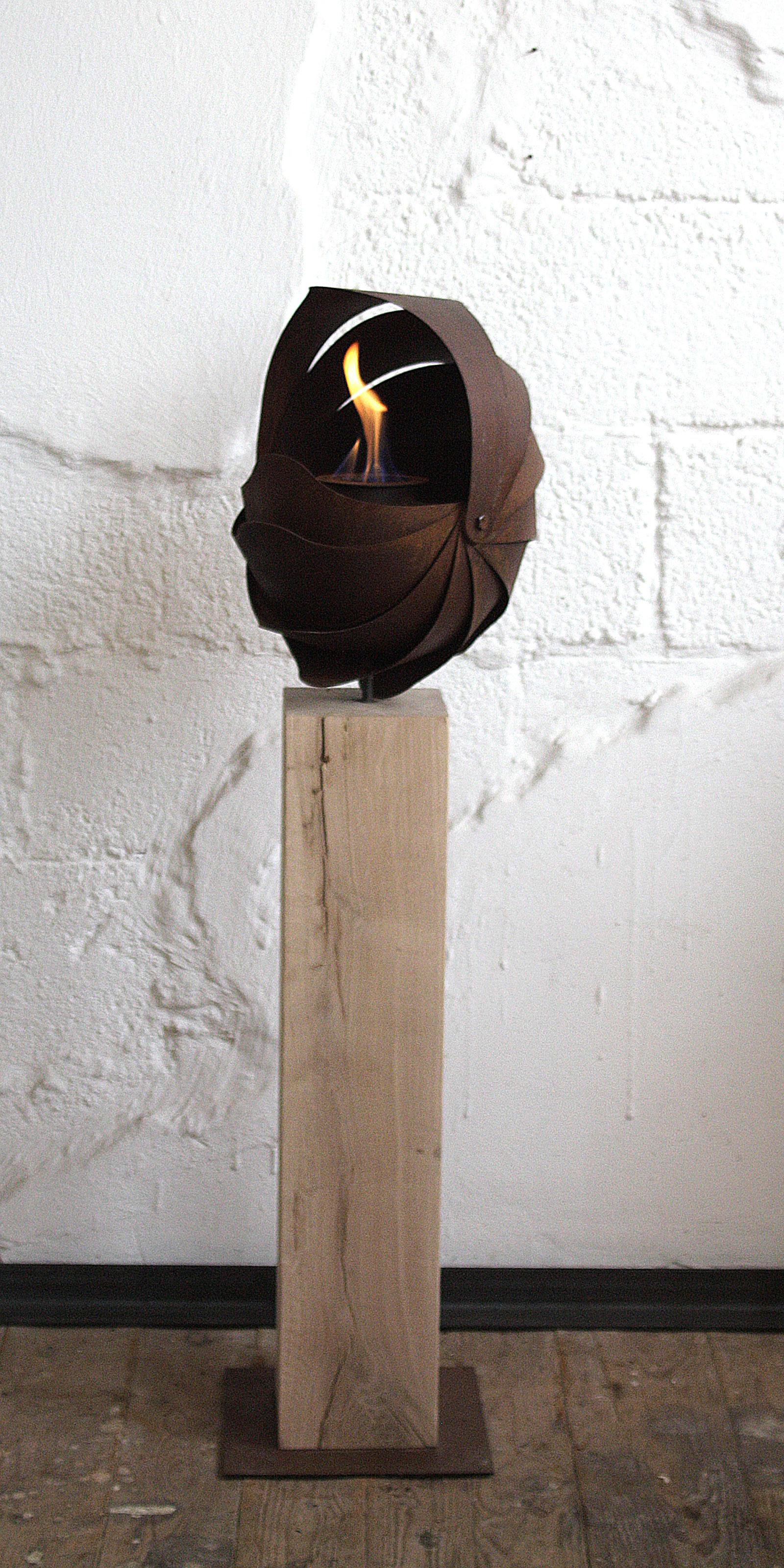 Garden Torch on Oak Column - "Ammon" - handmade & unique art object decoration - Art by Stefan Traloc