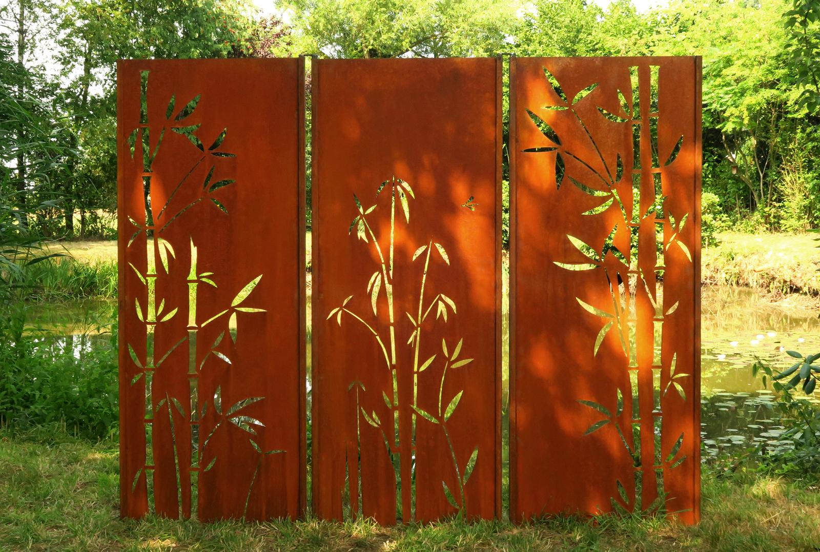 Muro de jardín - Tríptico Bambú - Acero - Ornamento moderno de exterior - 225×195 cm - Mixed Media Art de Stefan Traloc