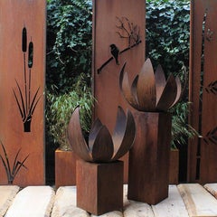 Deutscher Stahlkamin - ""Blossom I"" - Außenornament - hoher quadratischer Sockel 80 cm